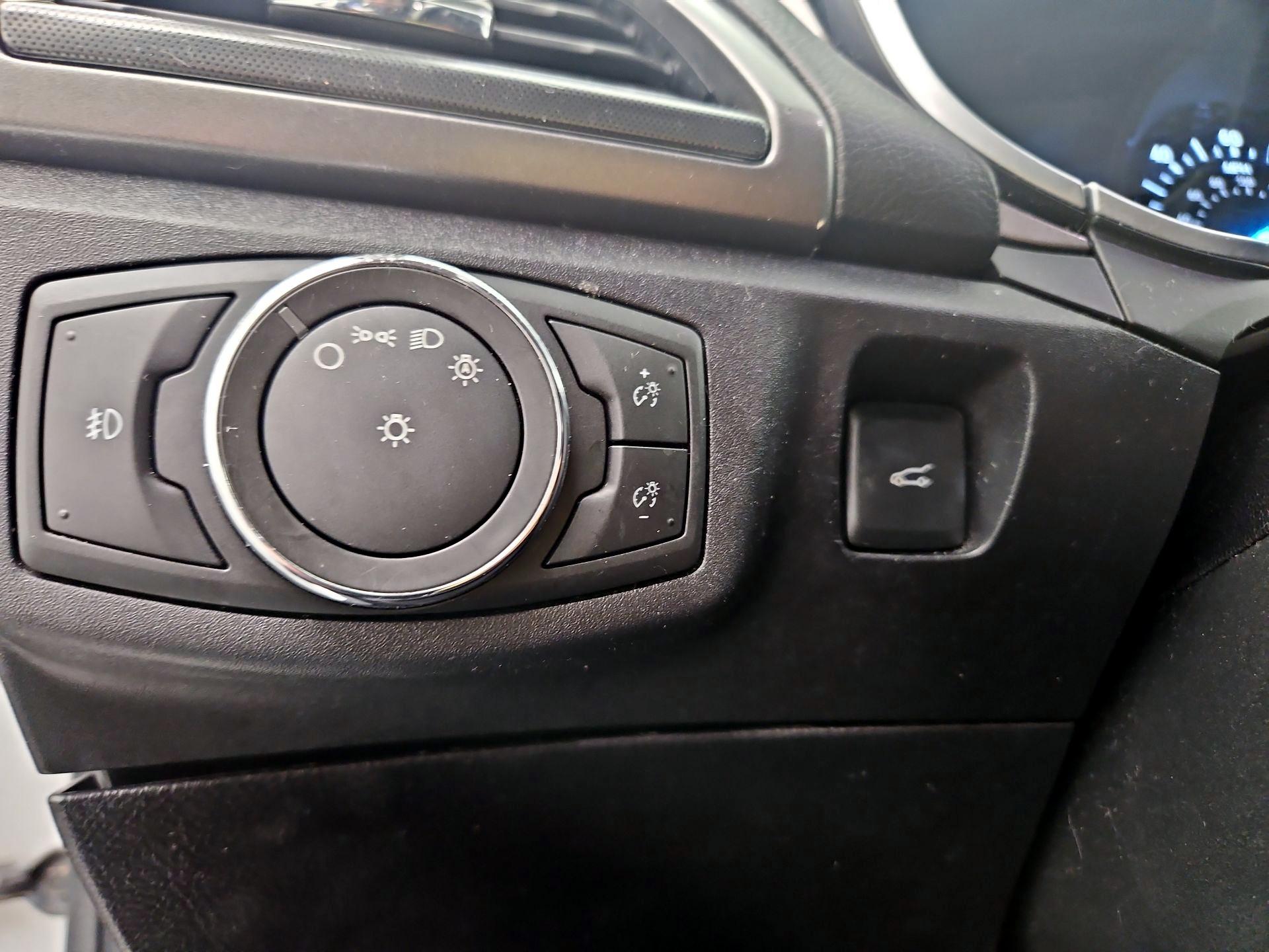 Thumbnail: 2017 Ford Fusion - 13