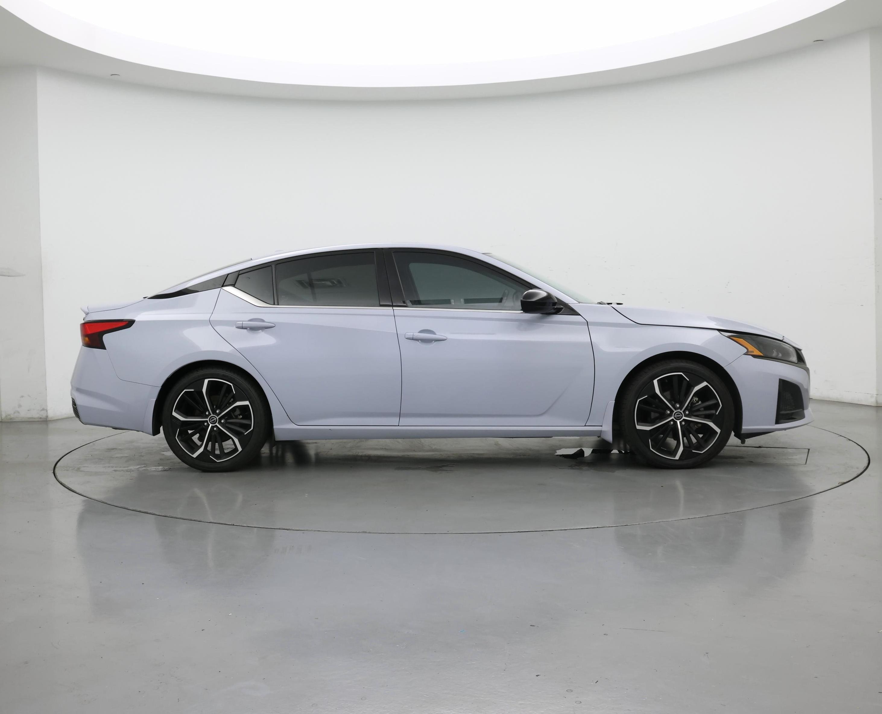 Thumbnail: 2023 Nissan Altima - 7