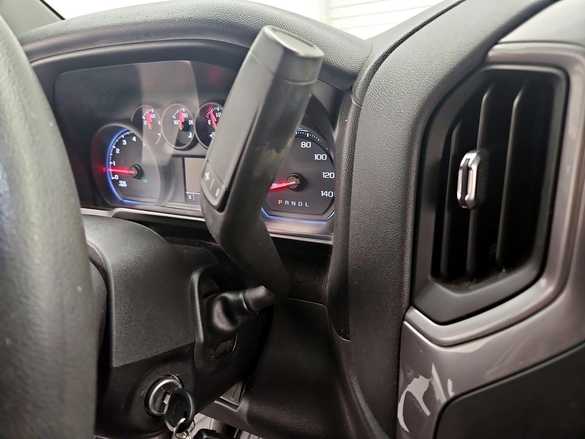 Thumbnail: 2020 Chevrolet Silverado 1500 - 17