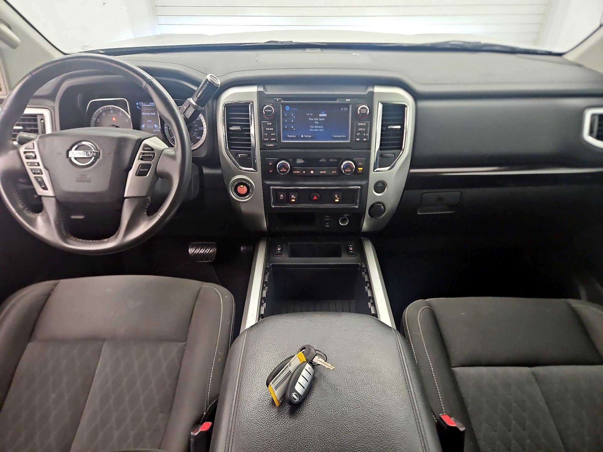 Thumbnail: 2017 Nissan Titan - 9