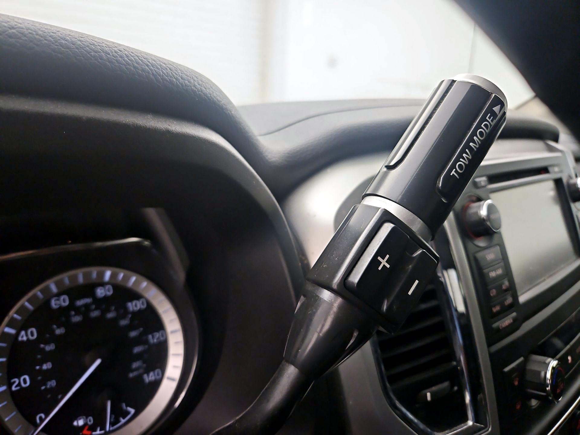 Thumbnail: 2017 Nissan Titan - 17