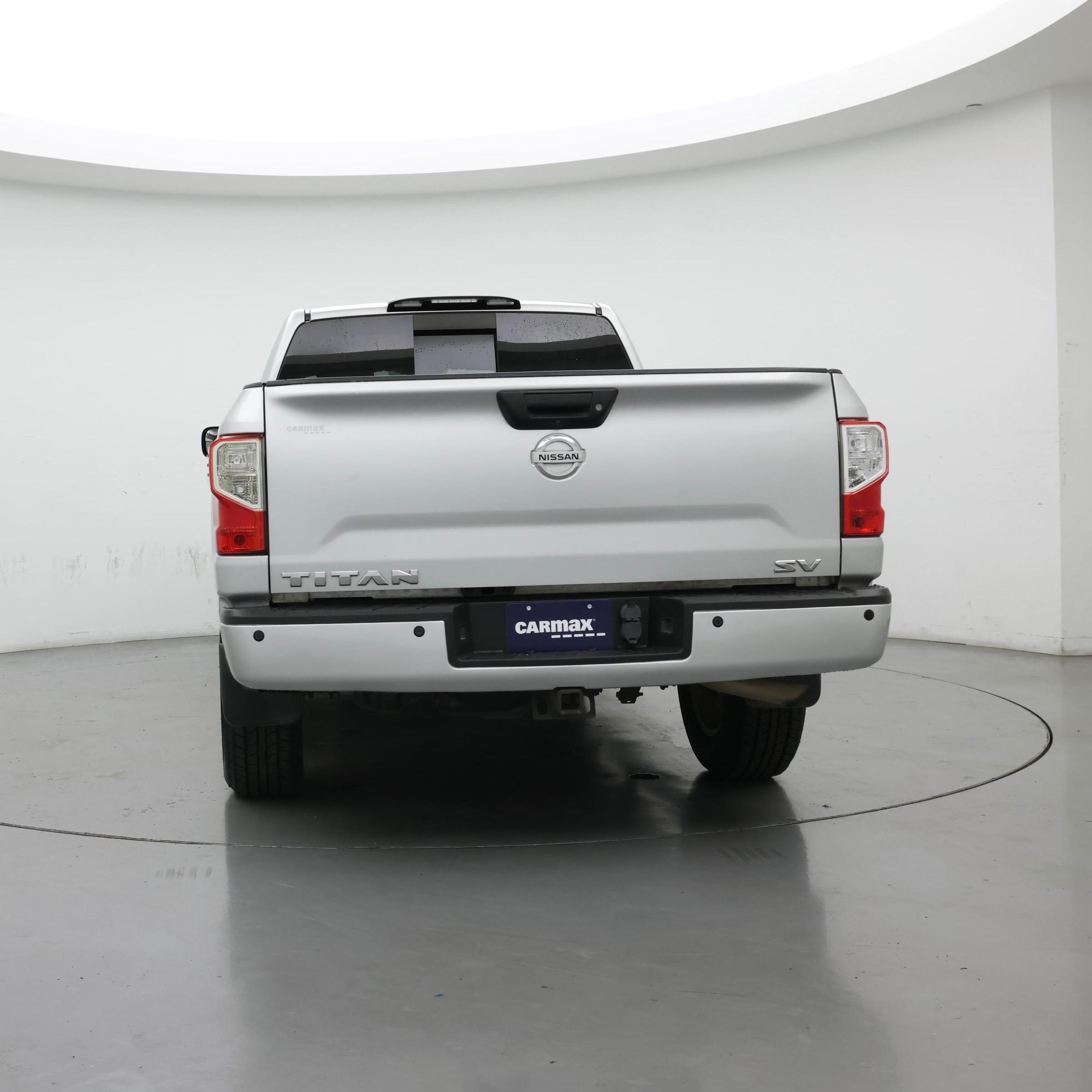 Thumbnail: 2017 Nissan Titan - 6