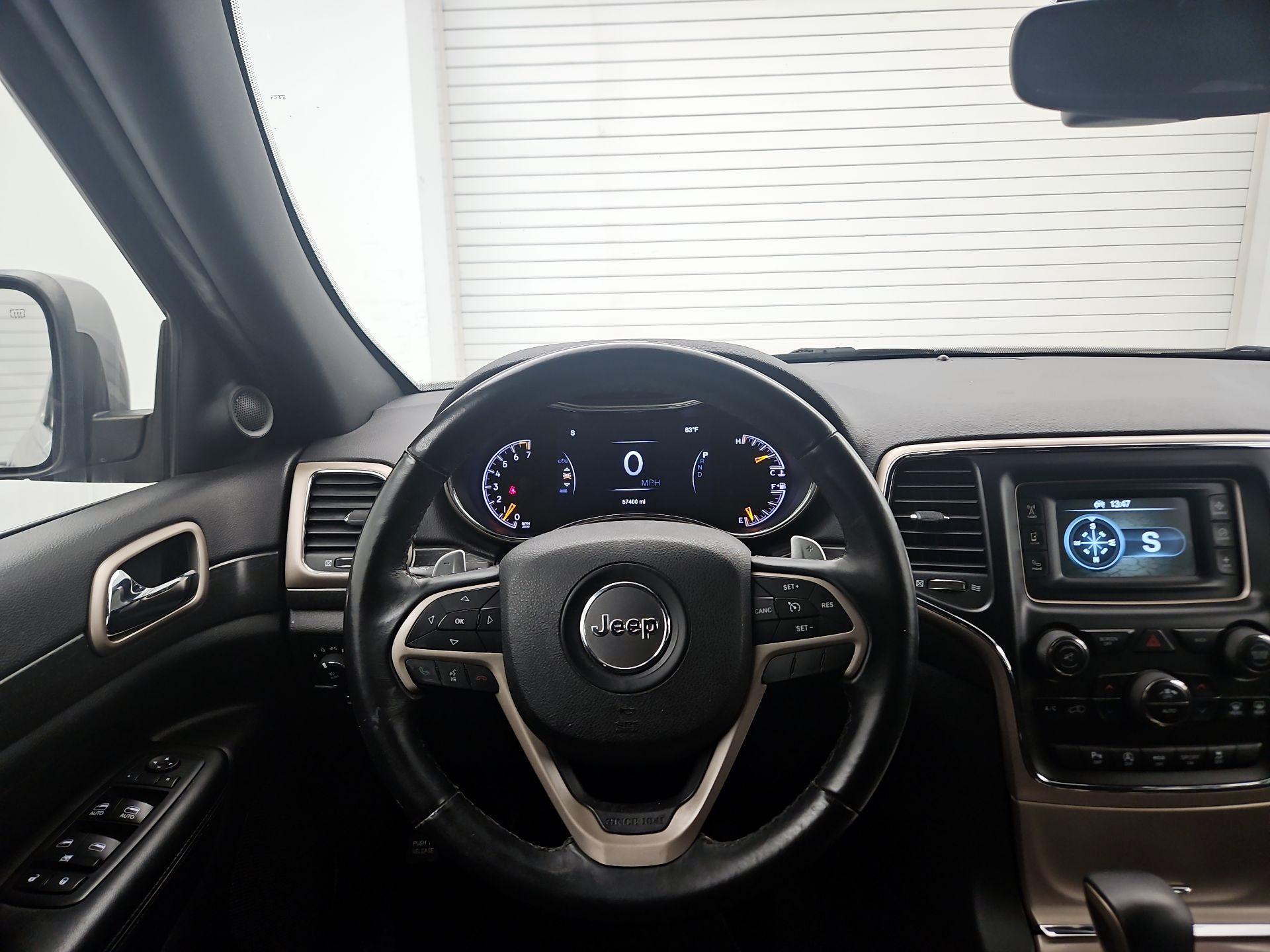 Thumbnail: 2017 Jeep Grand Cherokee - 10