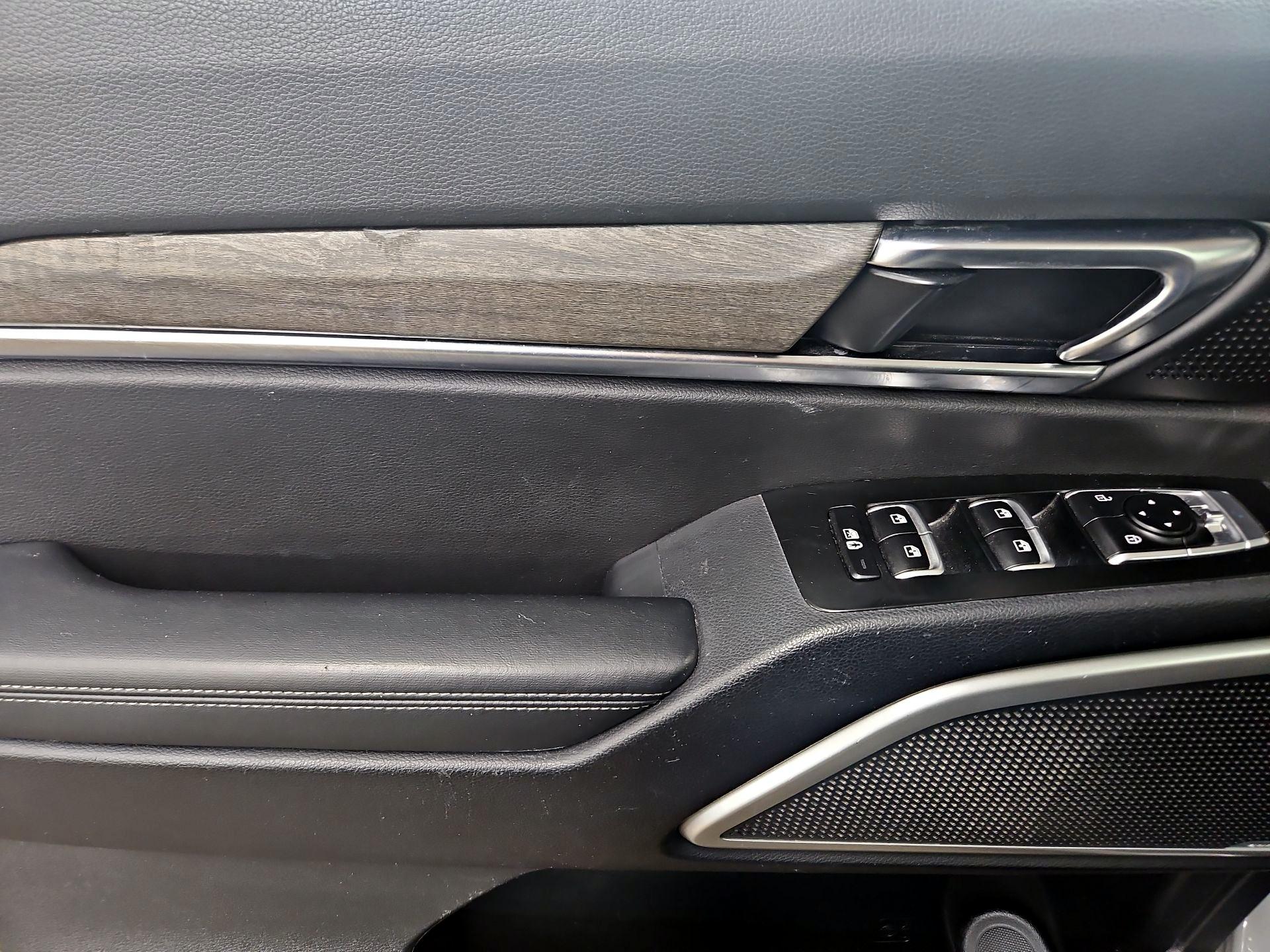 Thumbnail: 2021 Kia Telluride - 12