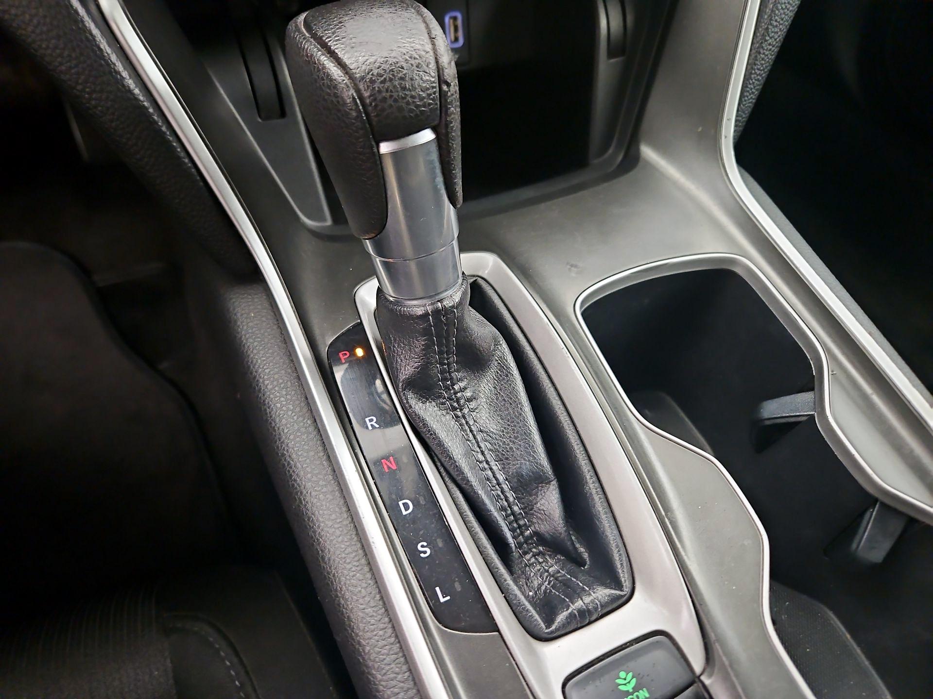 Thumbnail: 2018 Honda Accord - 17