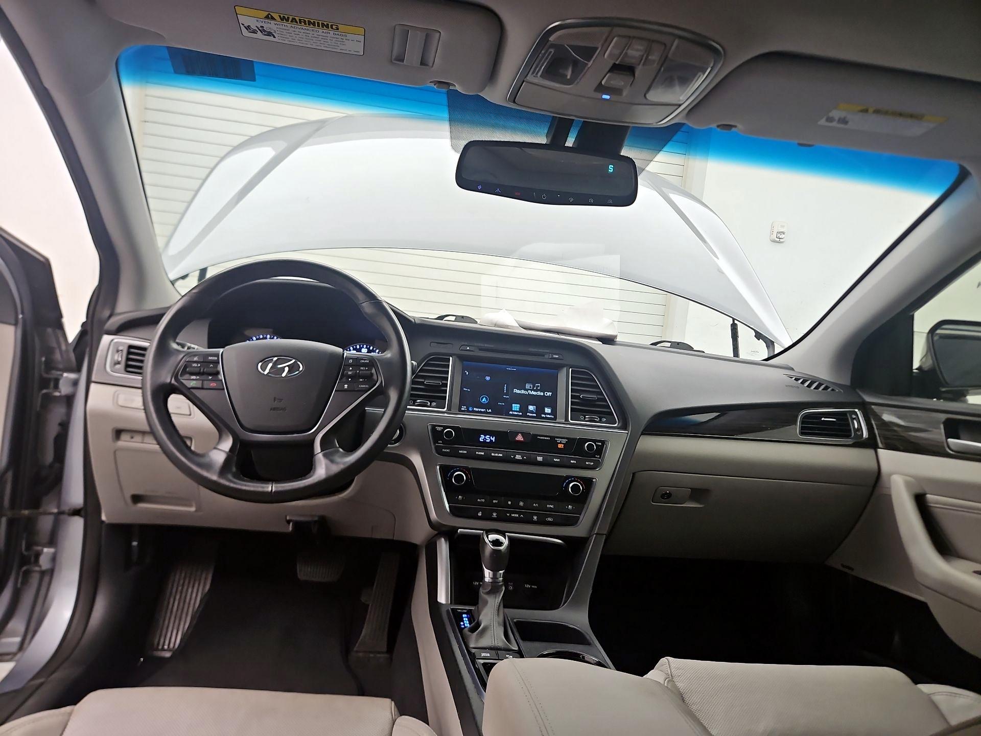 Thumbnail: 2016 Hyundai Sonata - 9