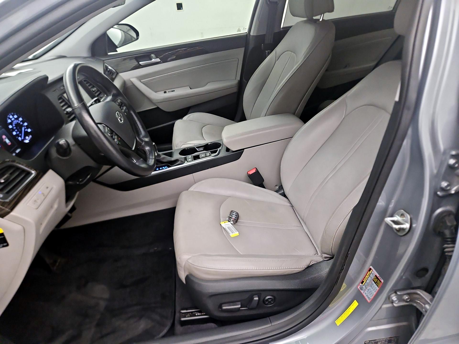 Thumbnail: 2016 Hyundai Sonata - 11