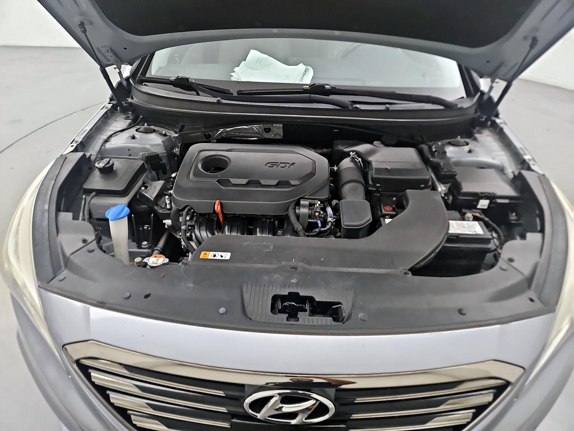 Thumbnail: 2016 Hyundai Sonata - 19