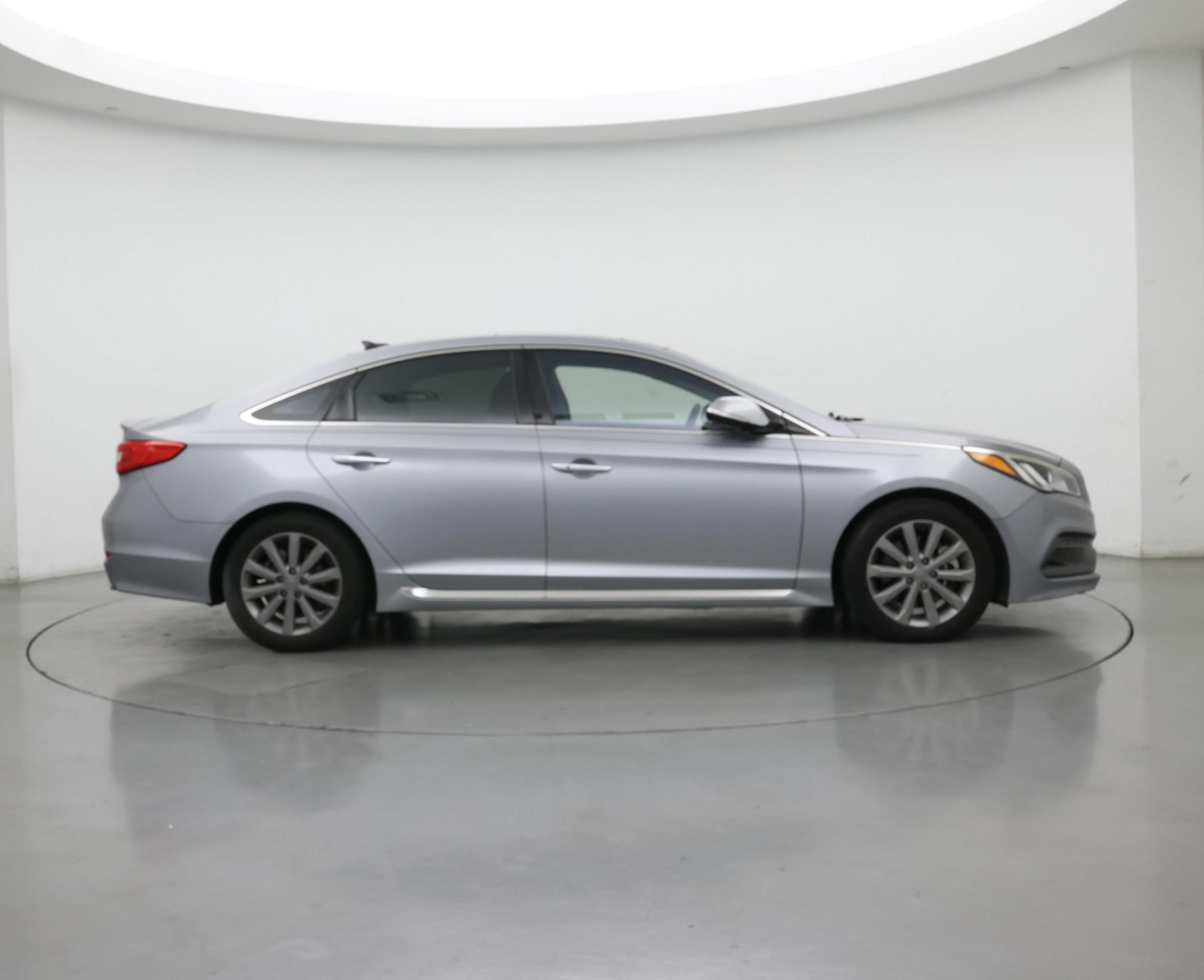 Thumbnail: 2016 Hyundai Sonata - 7