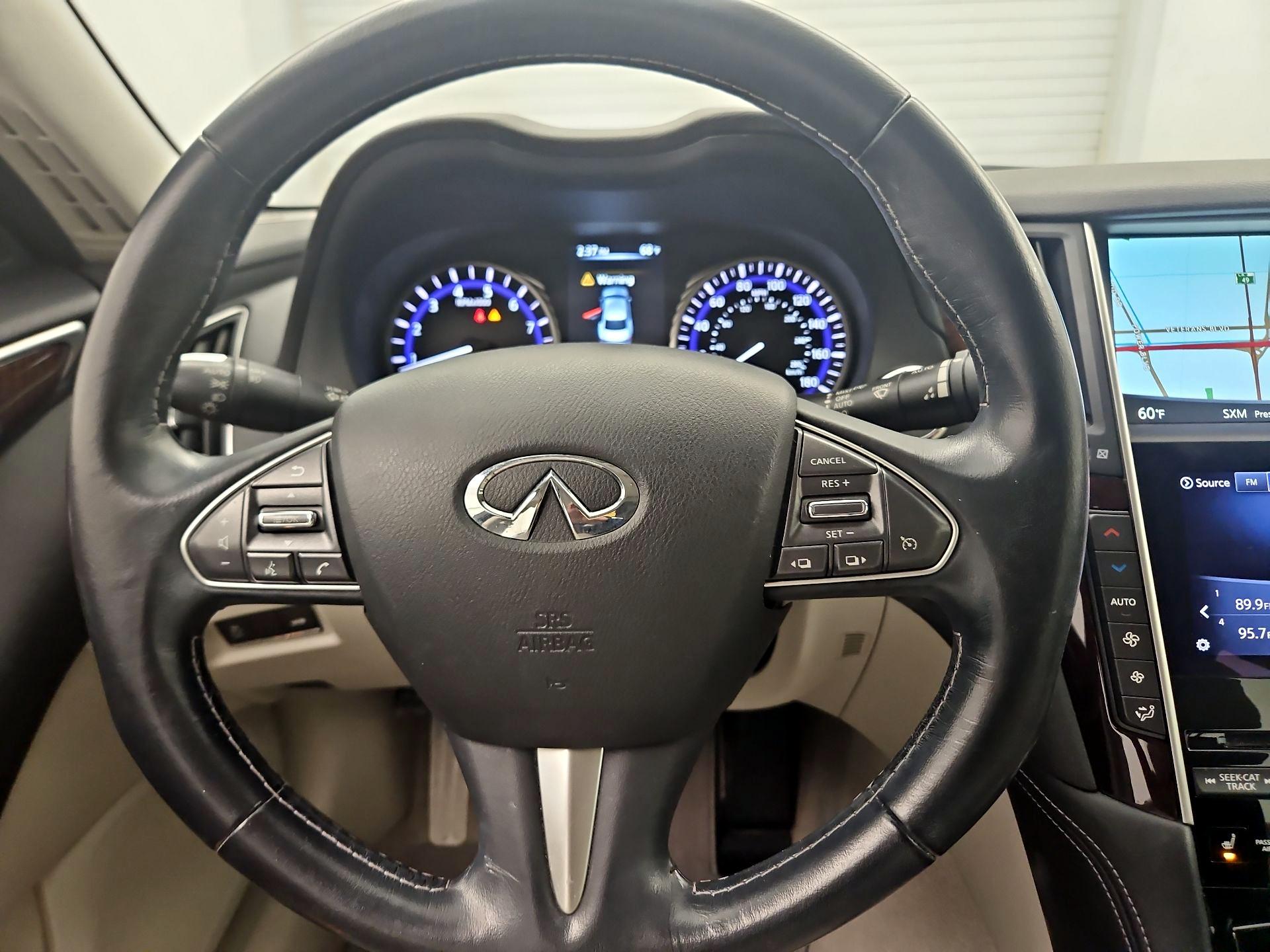Thumbnail: 2014 INFINITI Q50 - 10