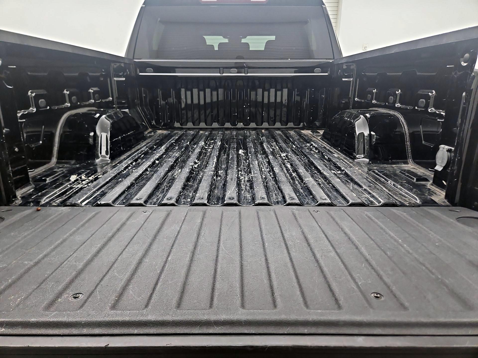 Thumbnail: 2022 Chevrolet Silverado 1500 - 20