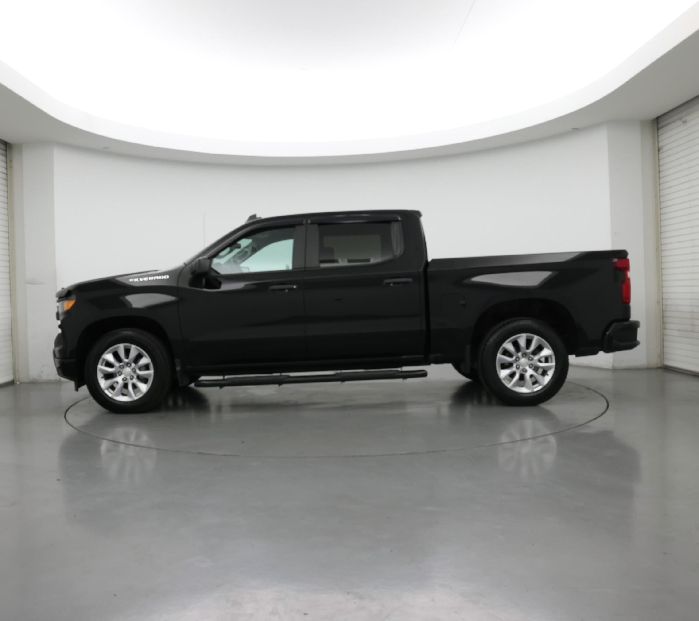 Thumbnail: 2022 Chevrolet Silverado 1500 - 3