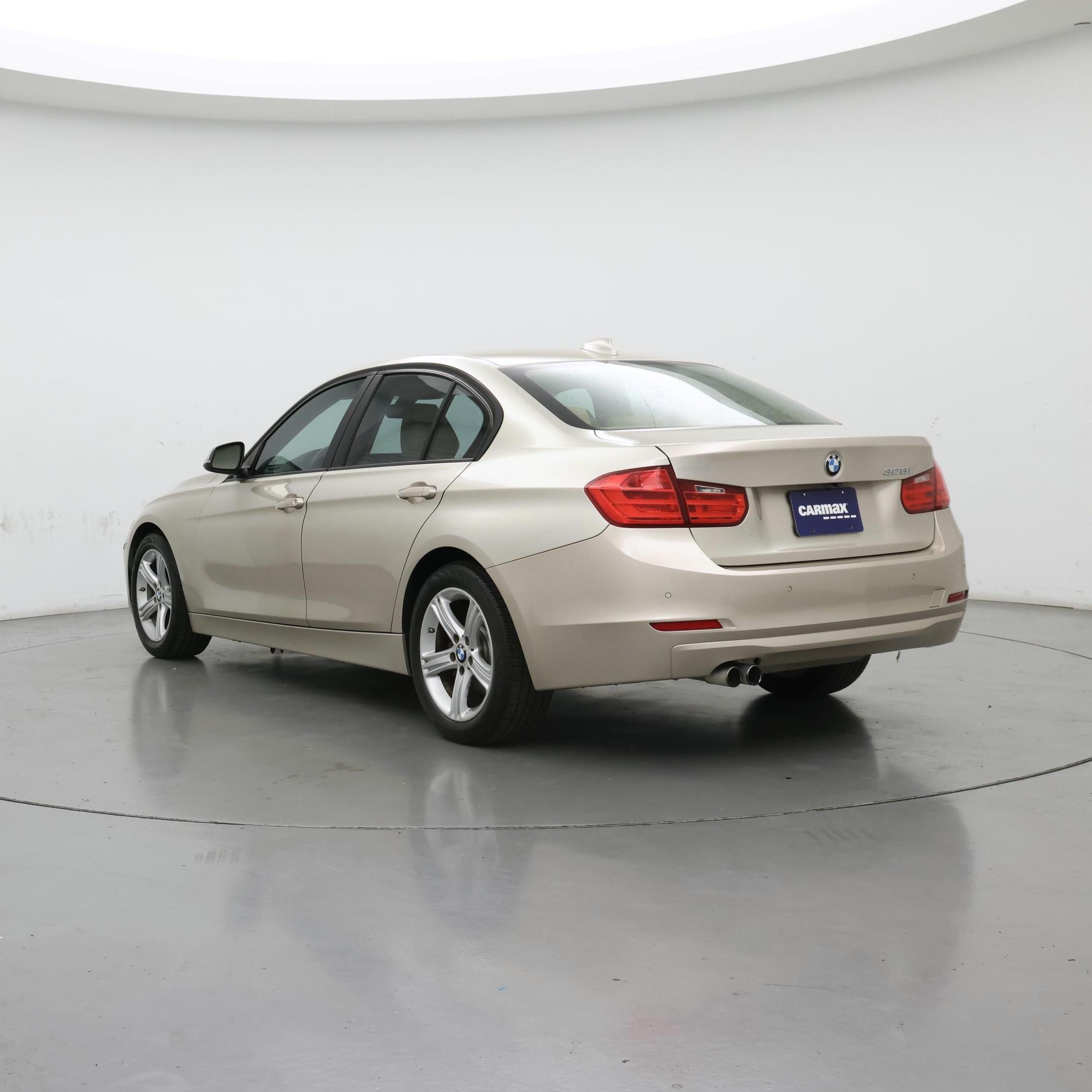 Thumbnail: 2015 BMW 3 Series - 2