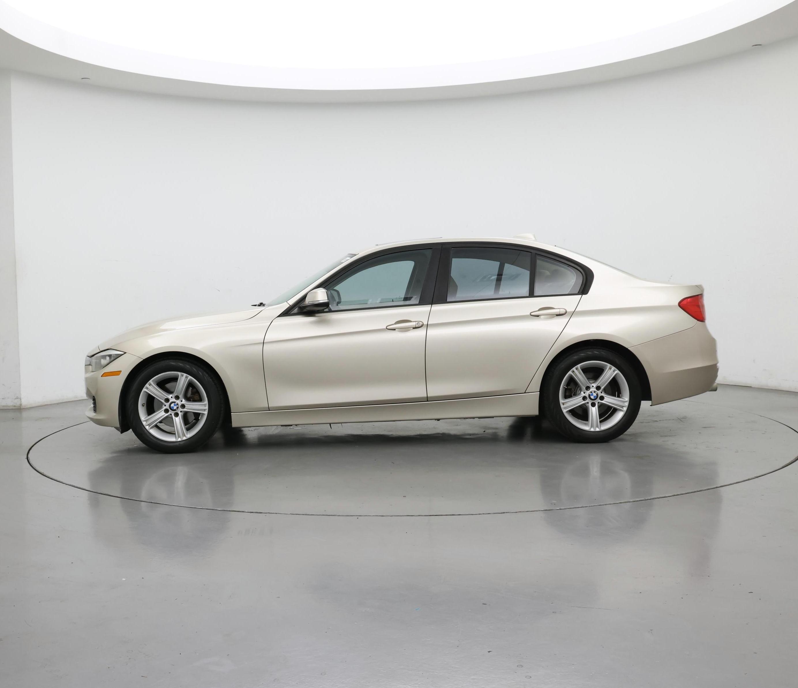Thumbnail: 2015 BMW 3 Series - 3