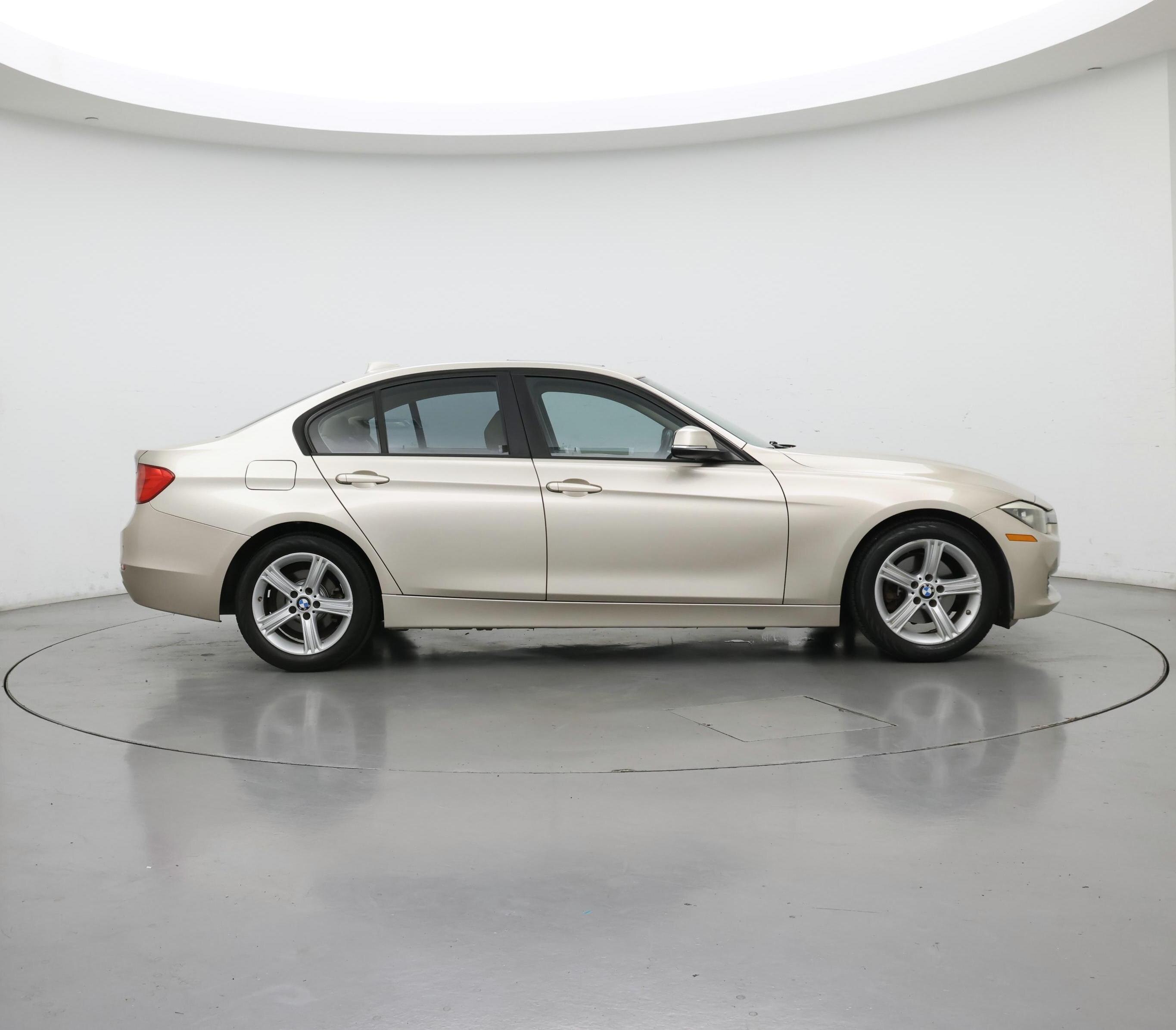 Thumbnail: 2015 BMW 3 Series - 7