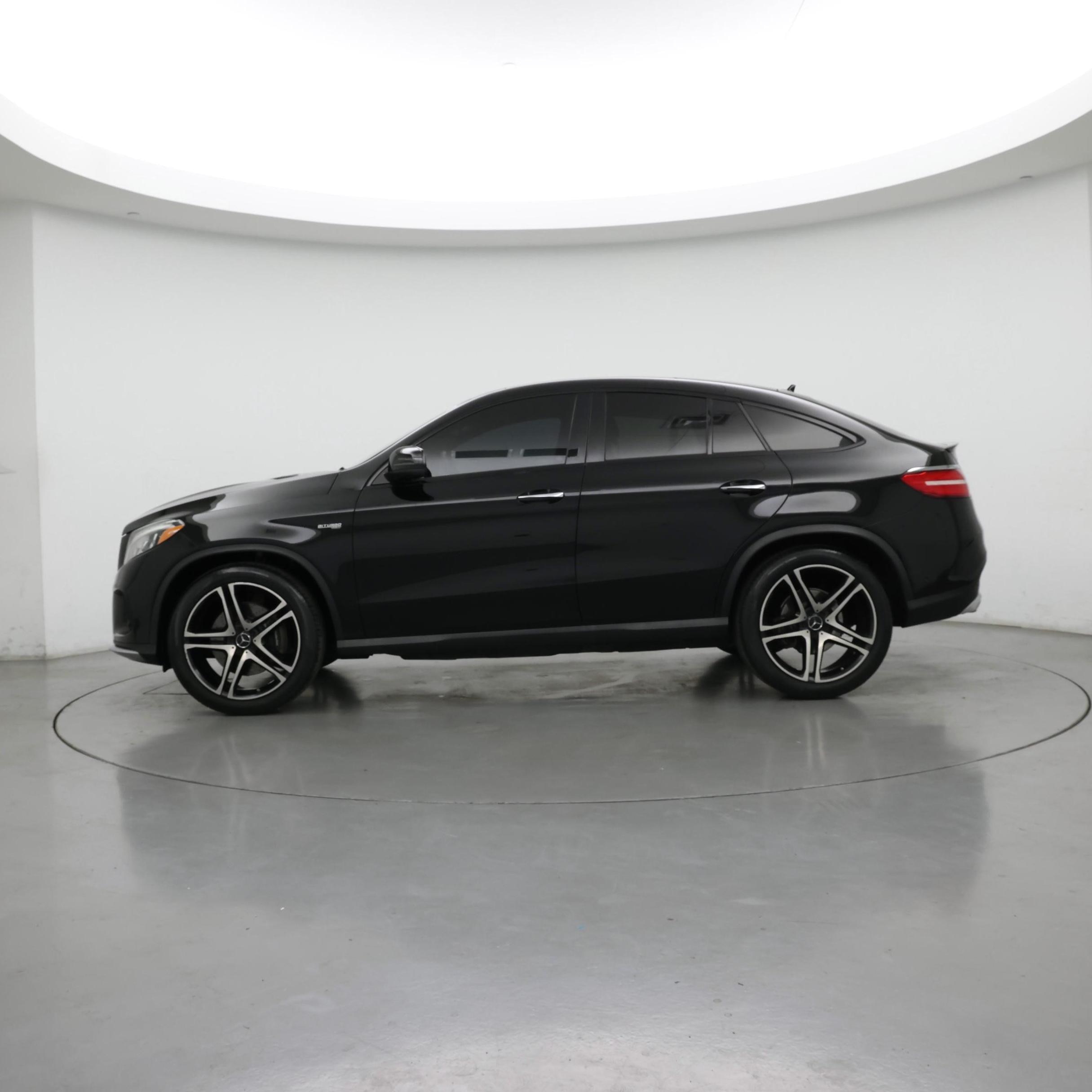 Thumbnail: 2017 Mercedes-Benz GLE - 3