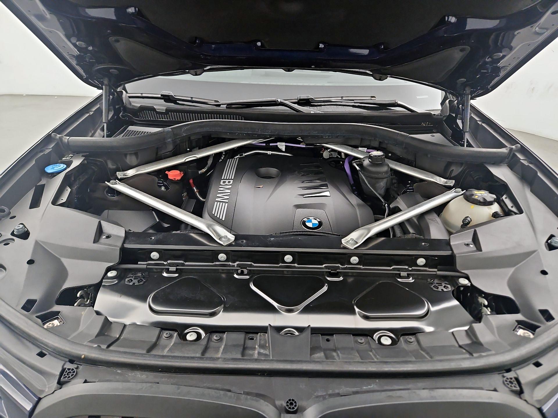 Thumbnail: 2023 BMW X7 - 20