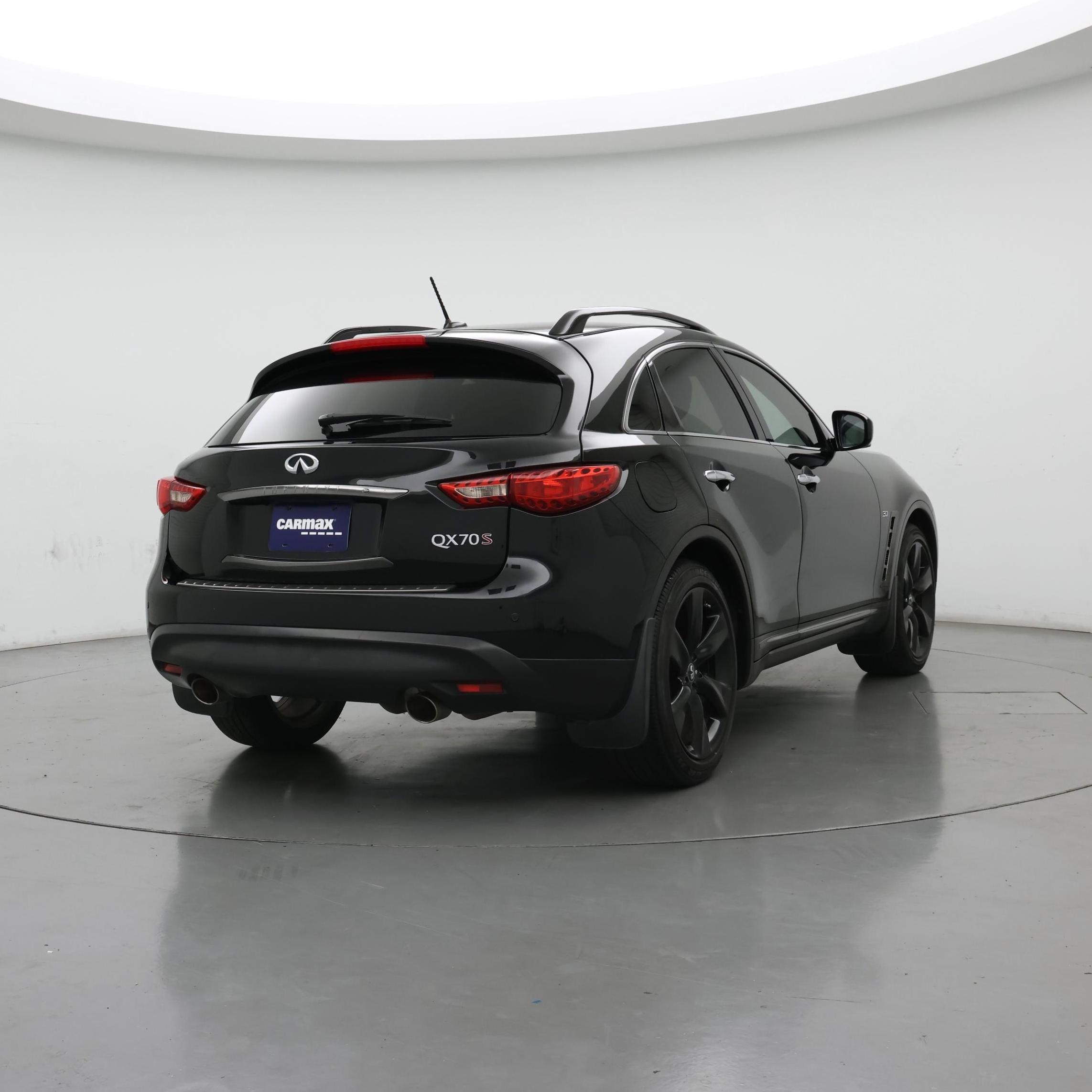 Thumbnail: 2017 INFINITI QX70 - 8