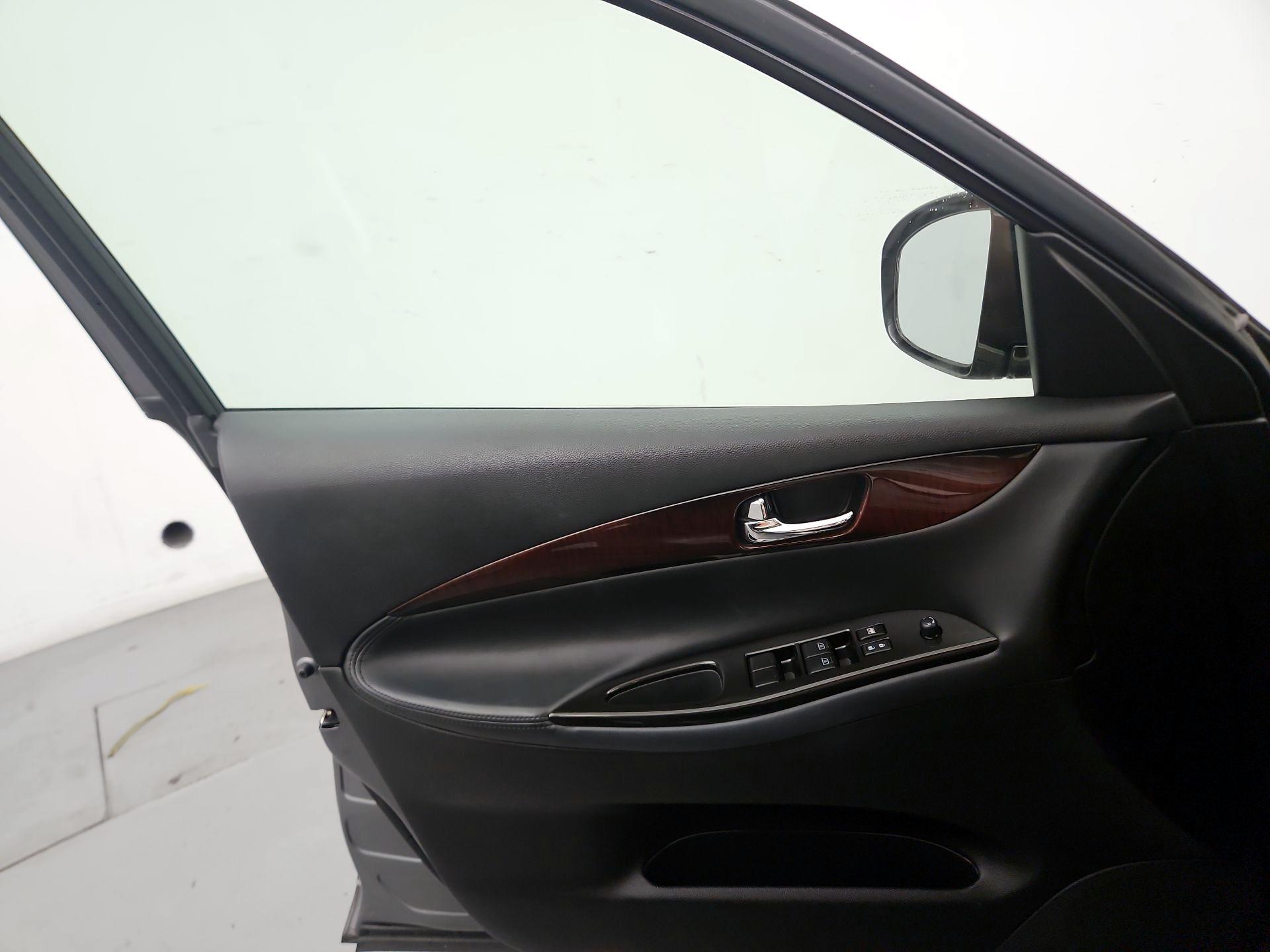 Thumbnail: 2014 INFINITI QX50 - 12