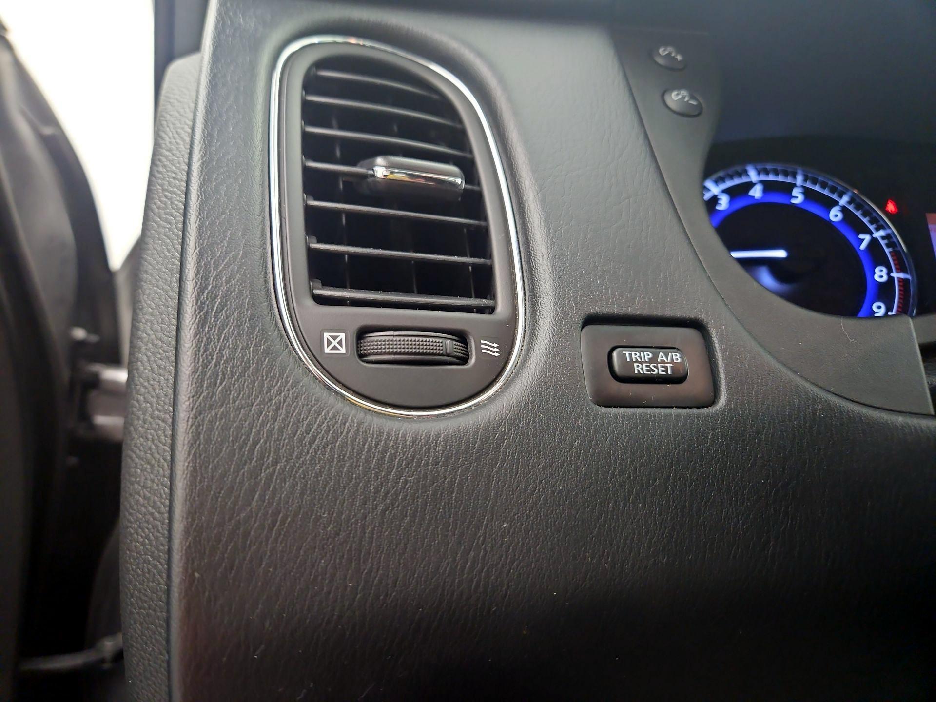 Thumbnail: 2014 INFINITI QX50 - 13