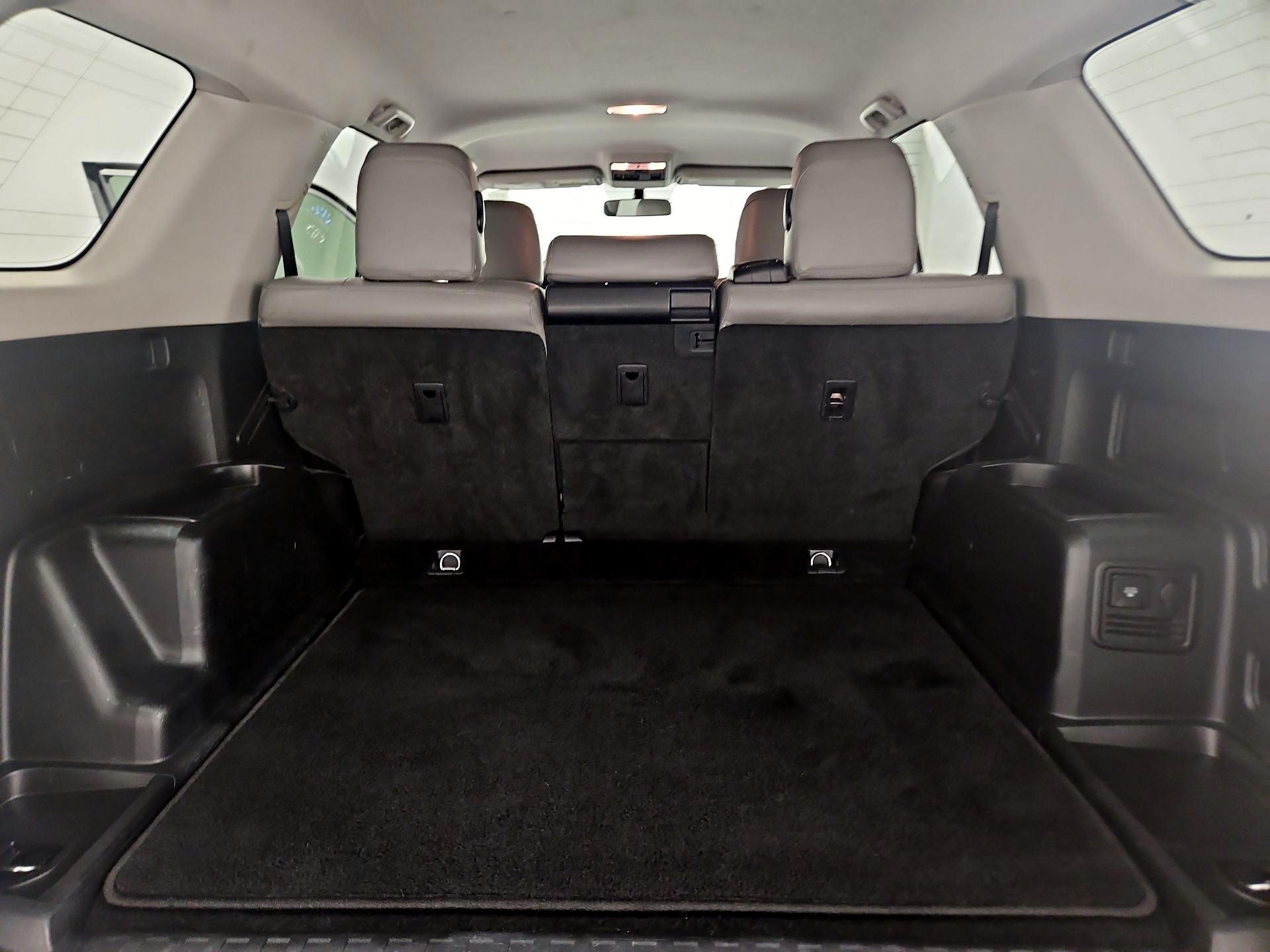 Thumbnail: 2015 Toyota 4Runner - 19
