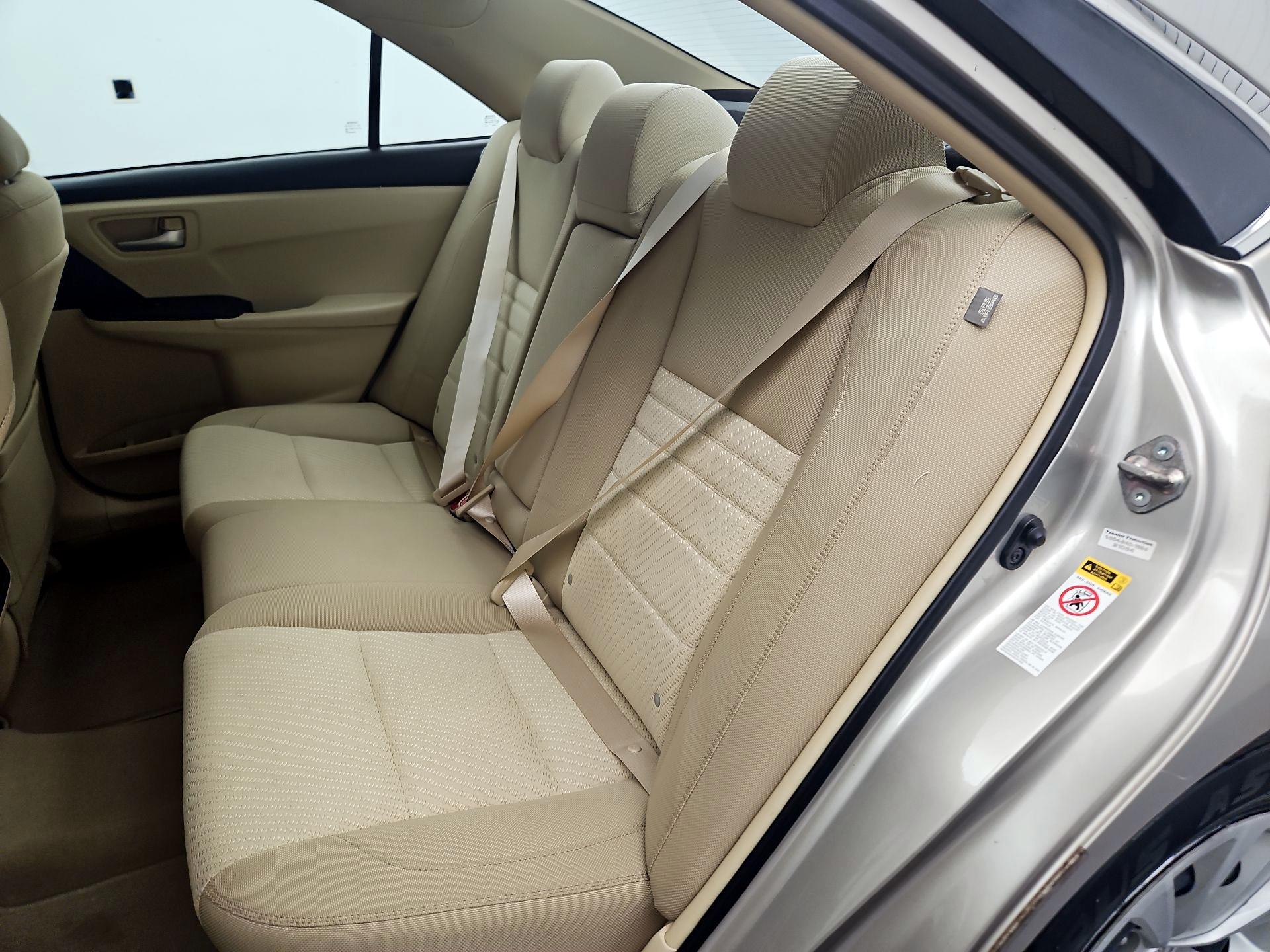 Thumbnail: 2016 Toyota Camry - 19