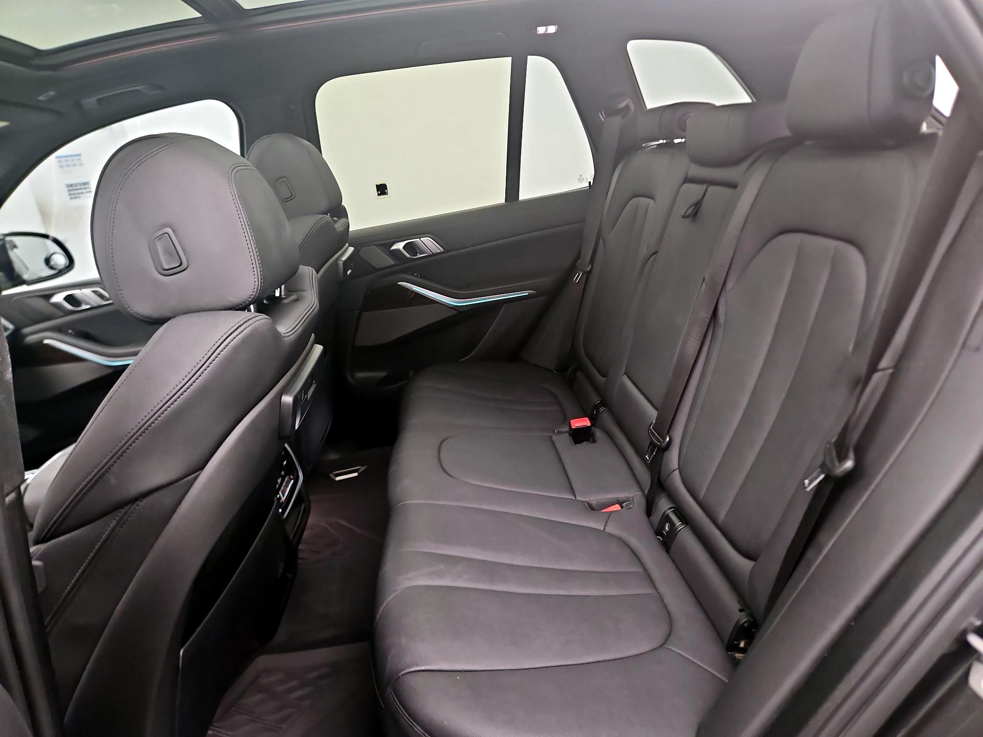 Thumbnail: 2021 BMW X5 - 18