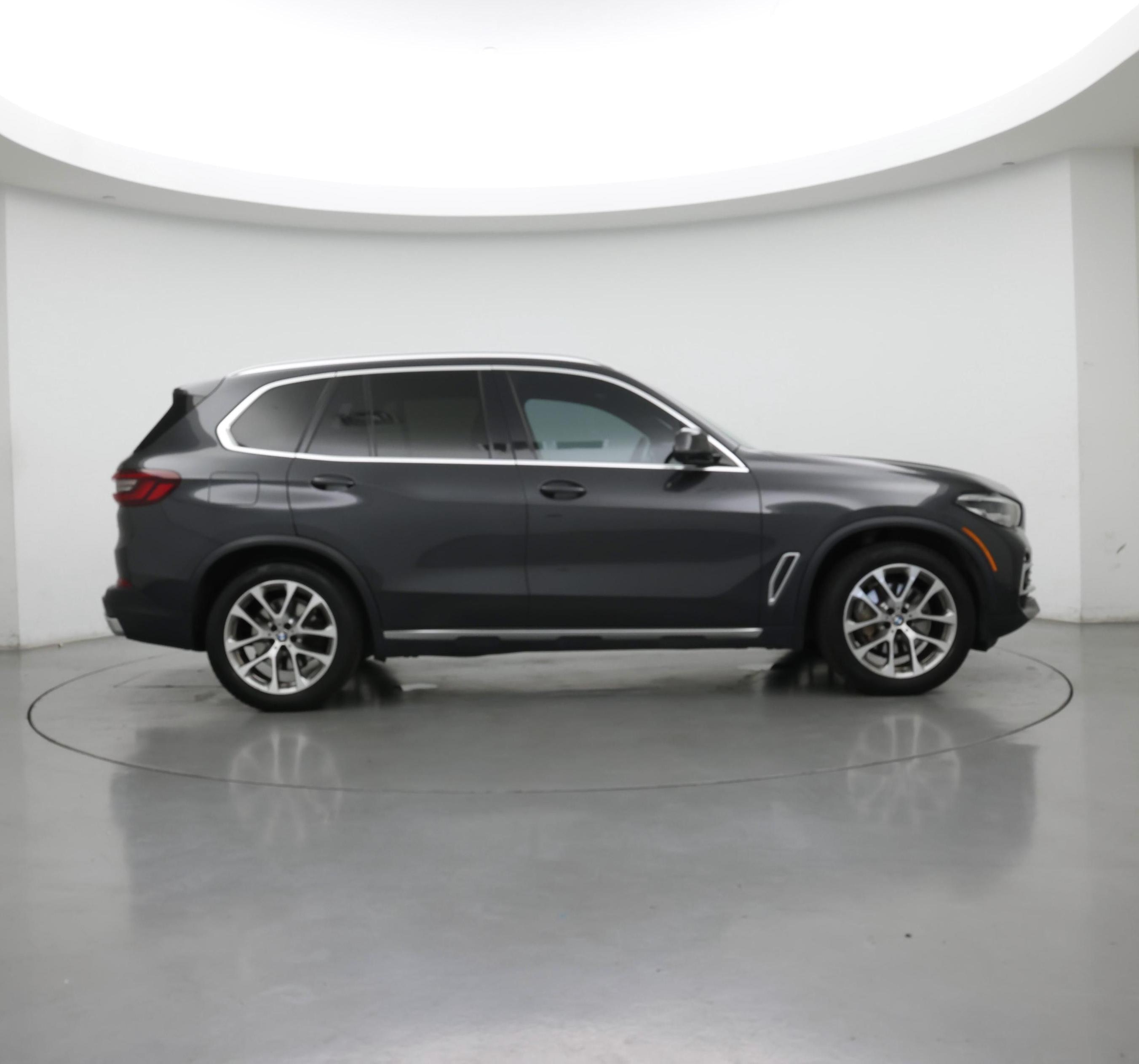Thumbnail: 2021 BMW X5 - 7