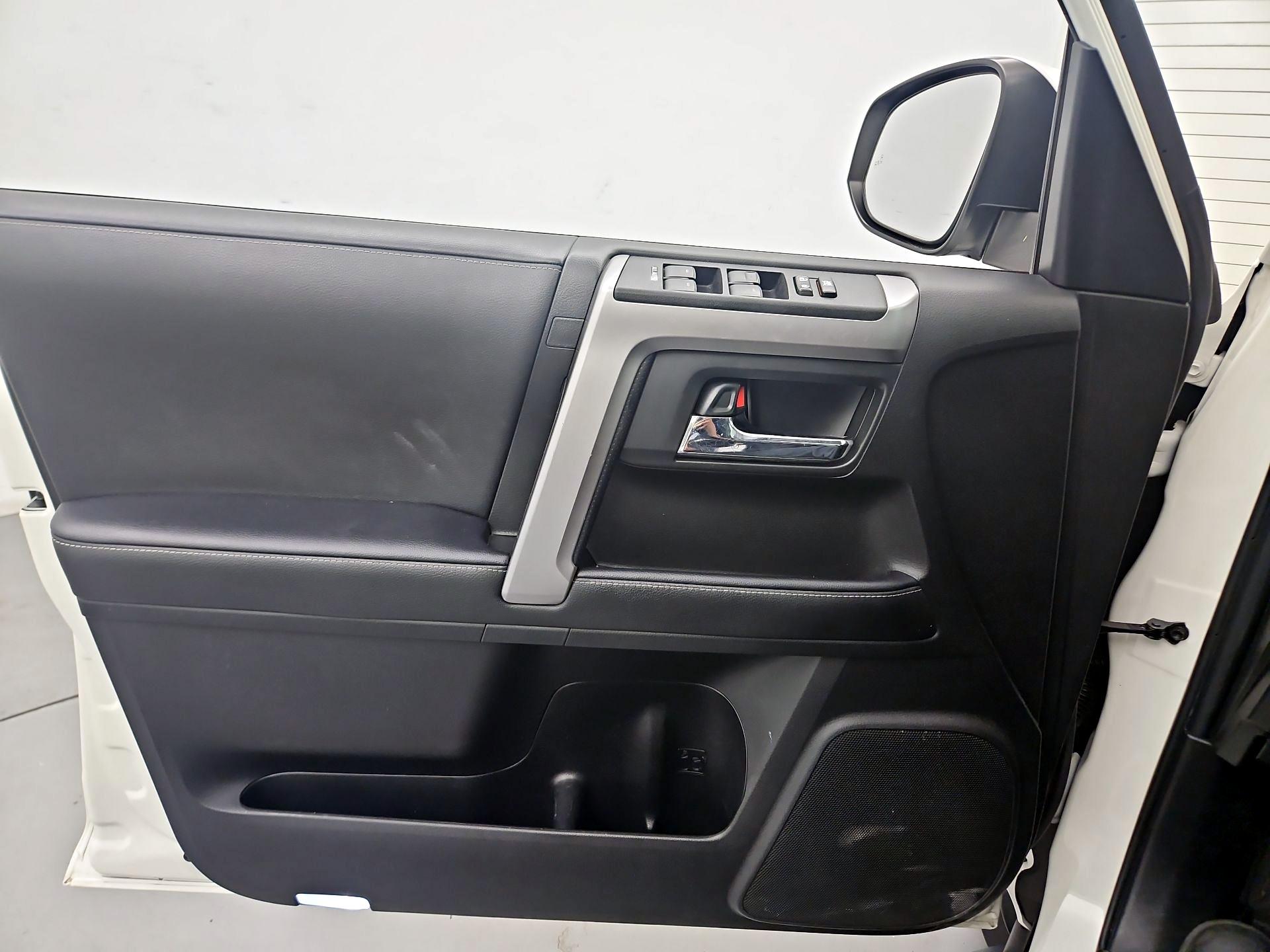 Thumbnail: 2023 Toyota 4Runner - 12
