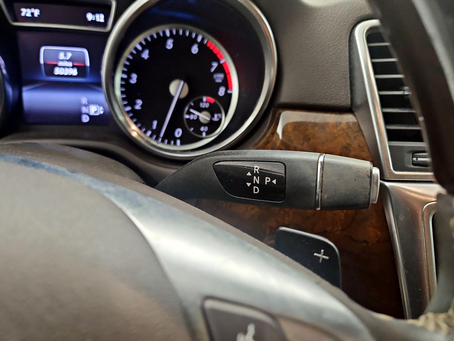 Thumbnail: 2015 Mercedes-Benz M-Class - 18