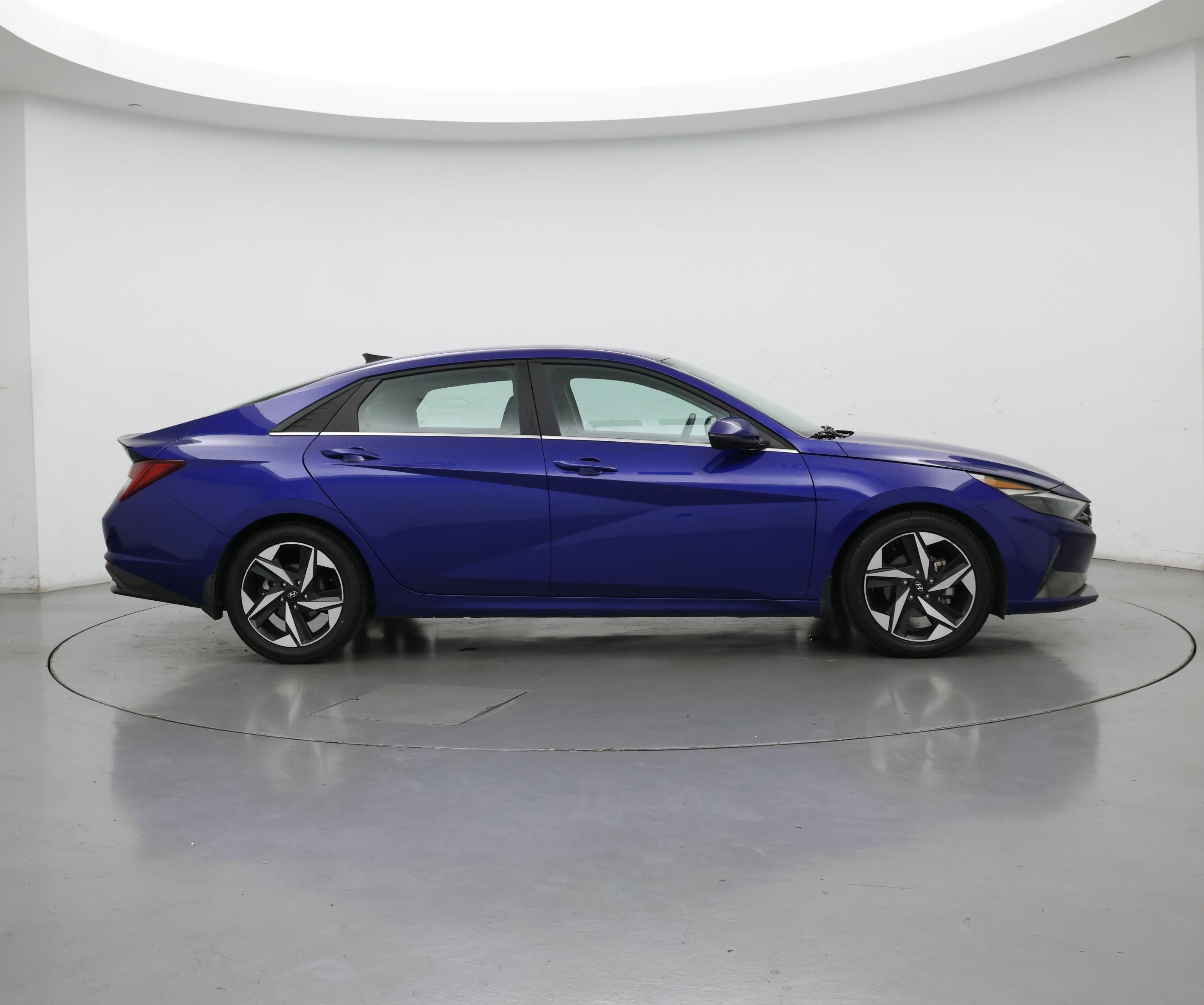 Thumbnail: 2022 Hyundai Elantra - 7