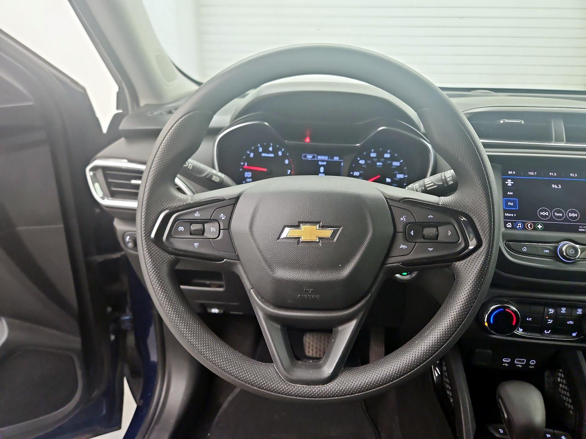 Thumbnail: 2022 Chevrolet TrailBlazer - 10