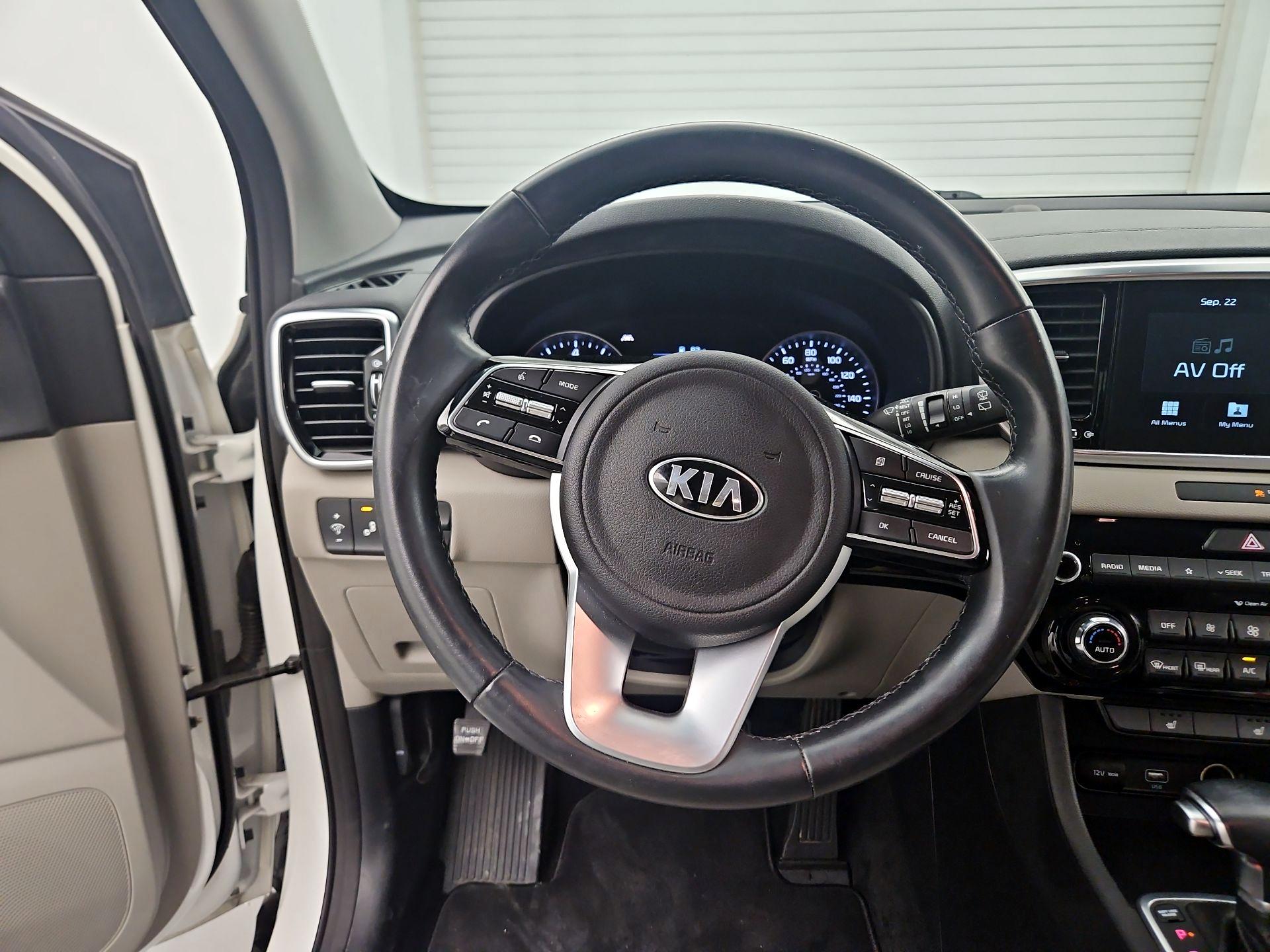Thumbnail: 2021 Kia Sportage - 10