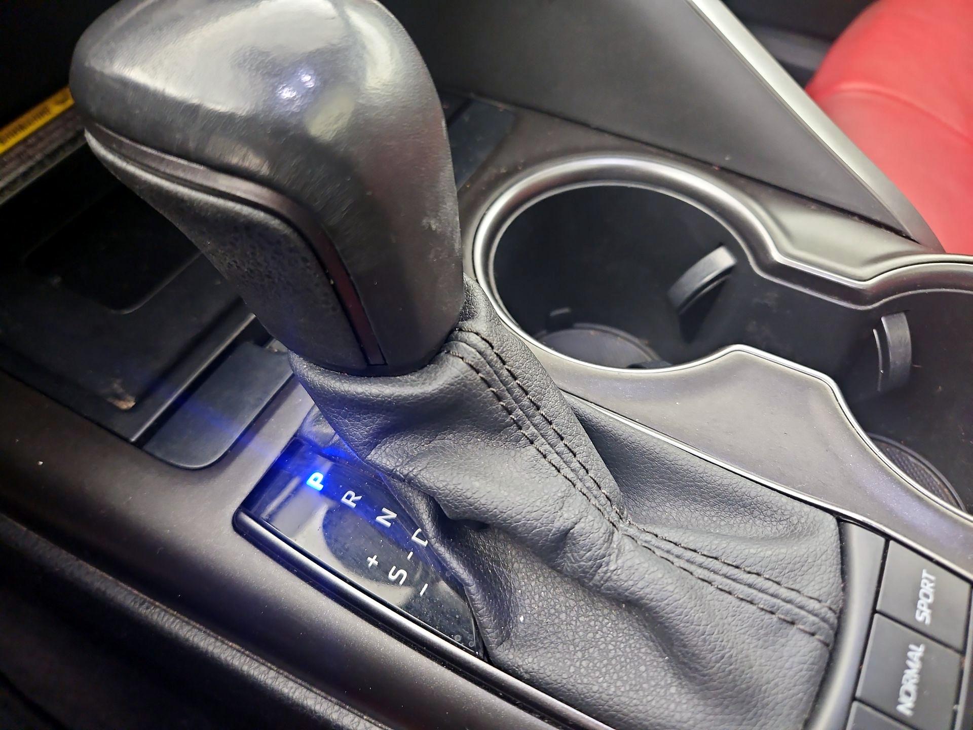 Thumbnail: 2021 Toyota Camry - 17