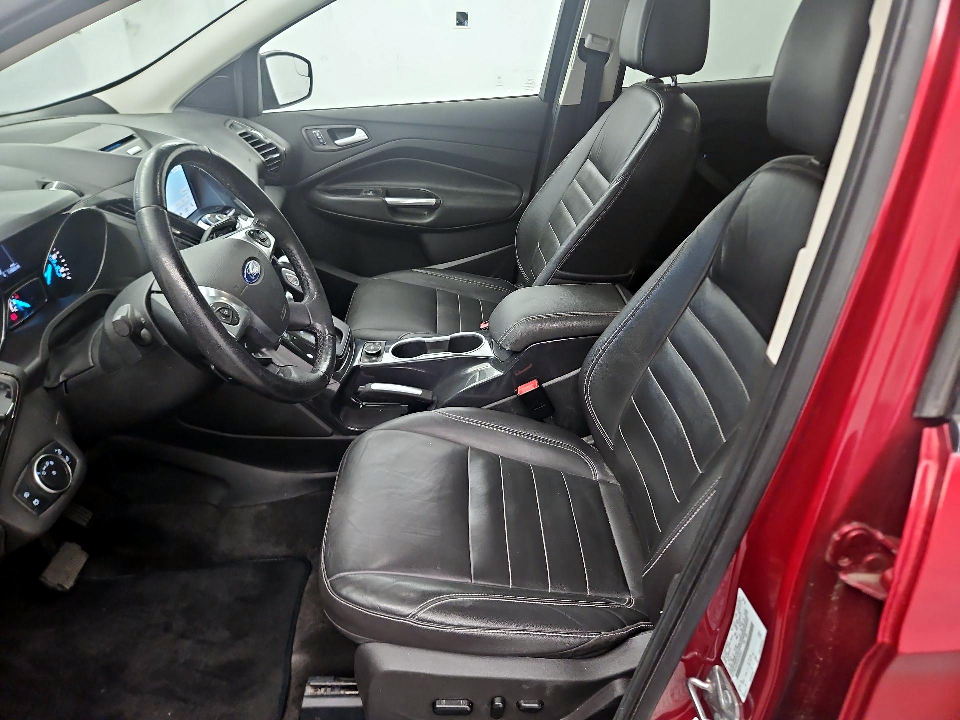 Thumbnail: 2016 Ford Escape - 11