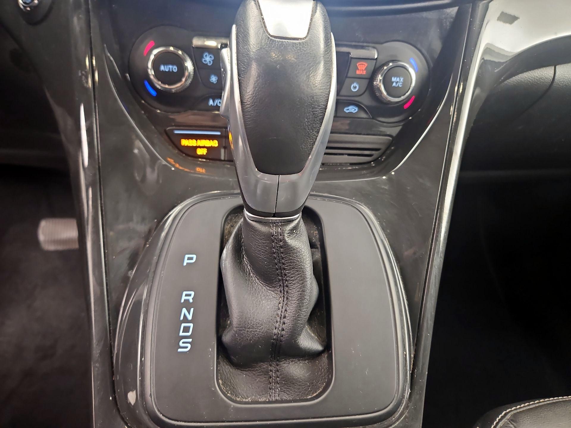 Thumbnail: 2016 Ford Escape - 18