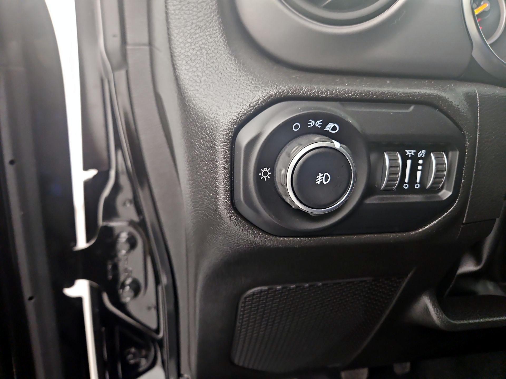 Thumbnail: 2022 Jeep Wrangler - 13