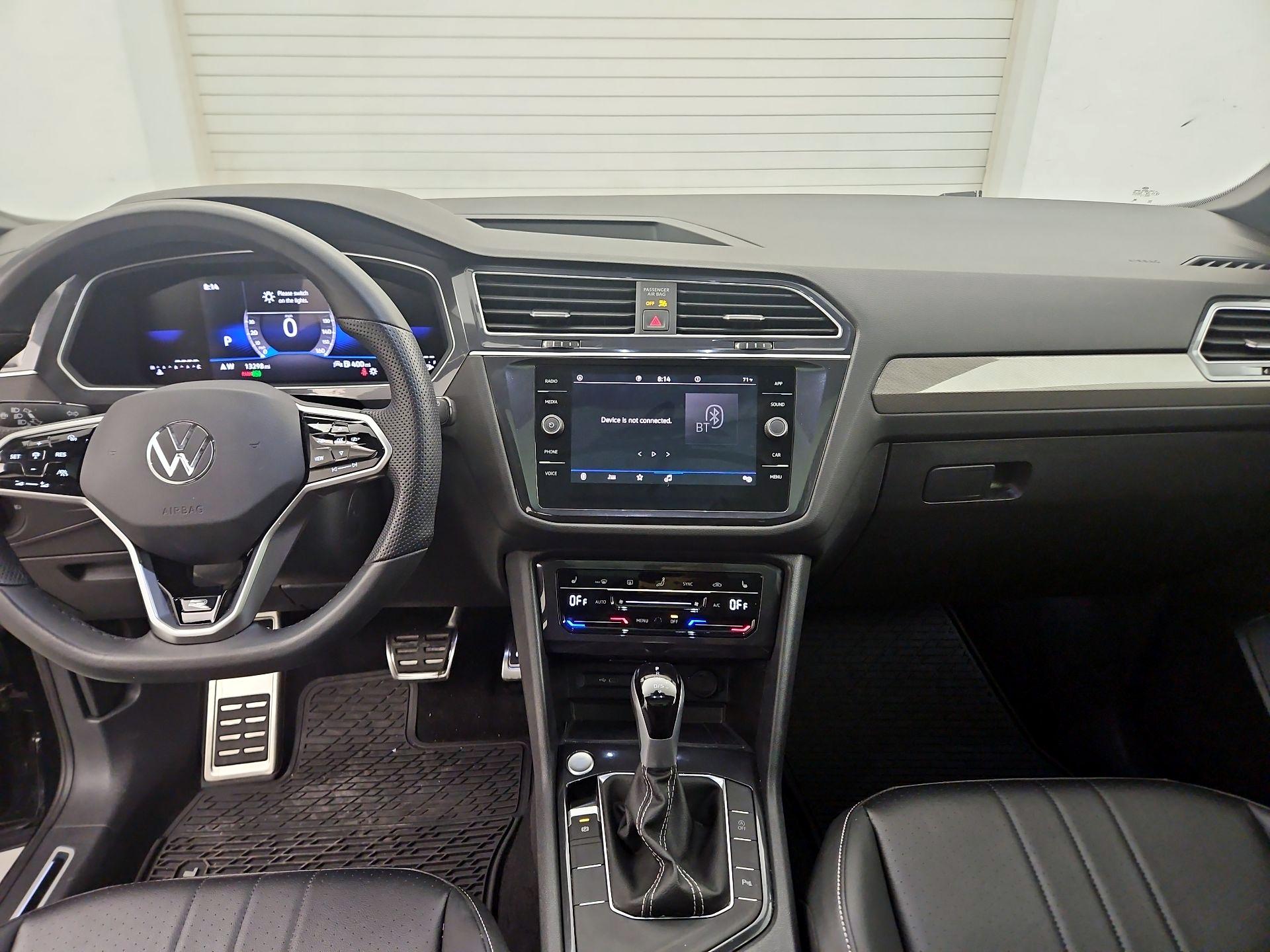 Thumbnail: 2024 Volkswagen Tiguan - 9