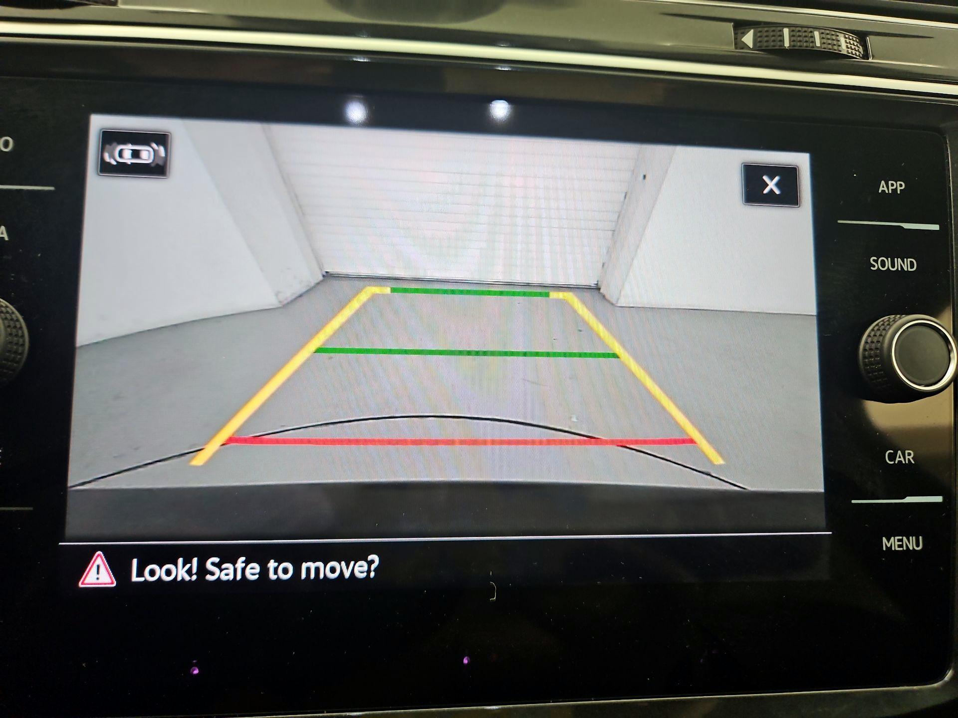 Thumbnail: 2024 Volkswagen Tiguan - 14