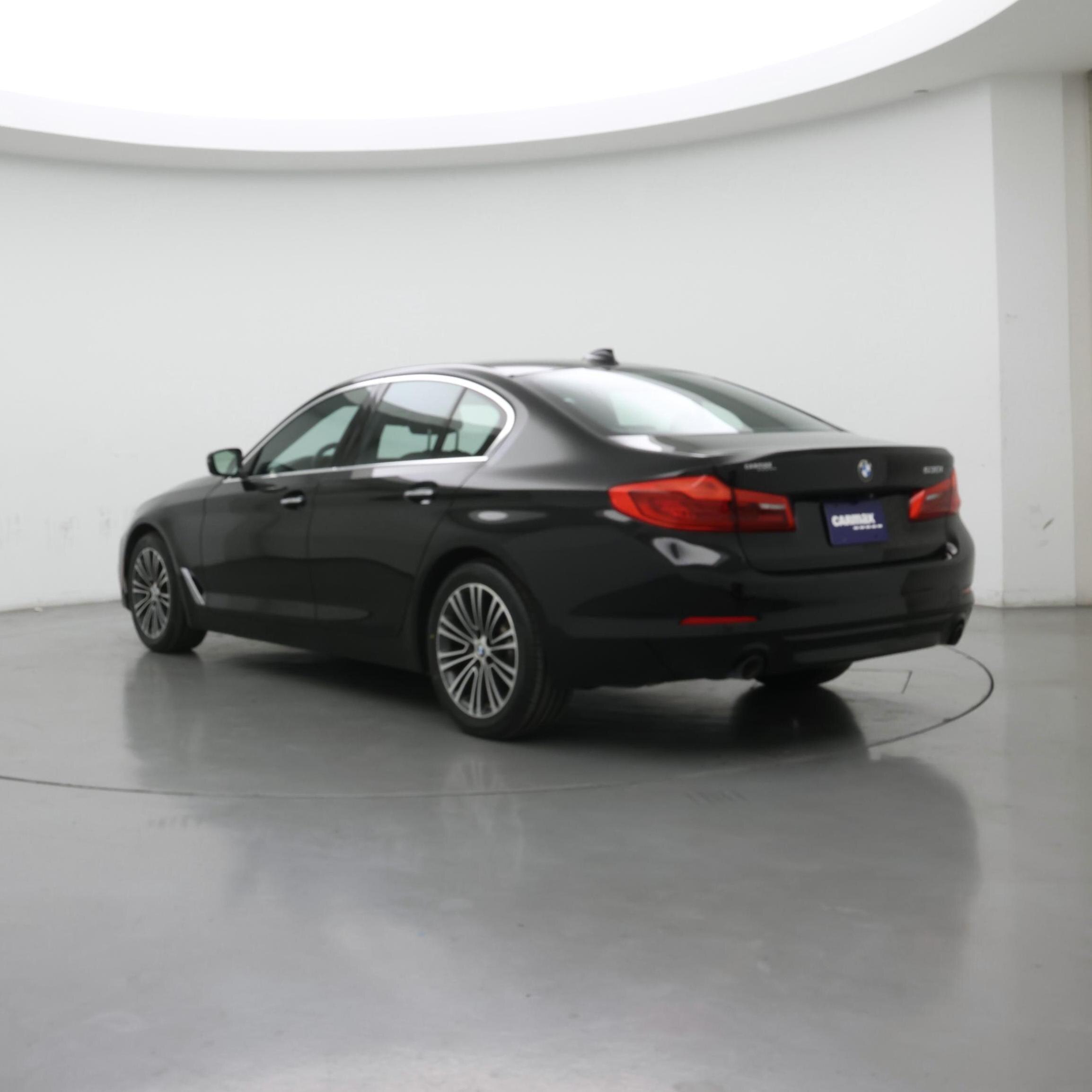 Thumbnail: 2018 BMW 5 Series - 2
