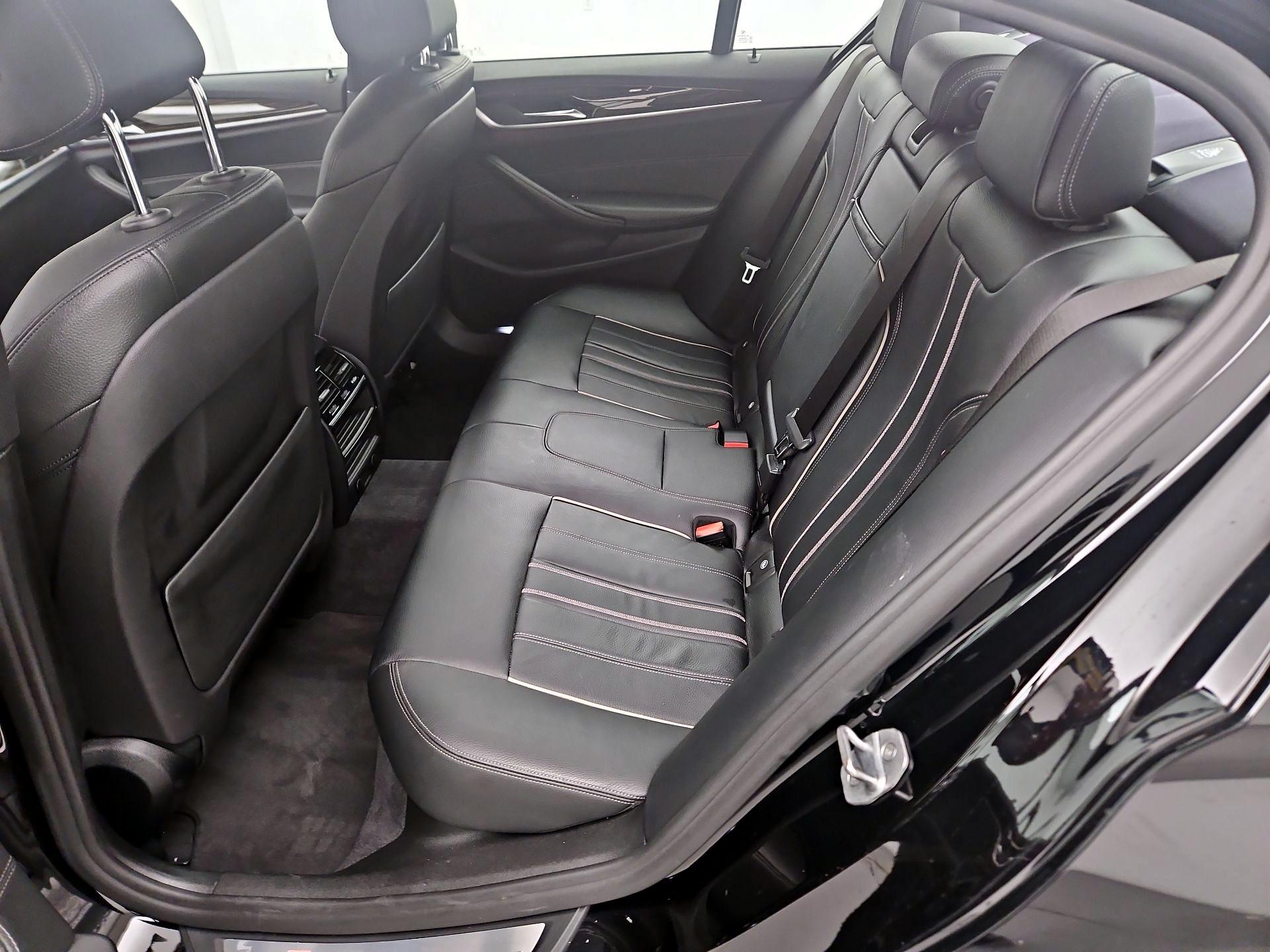 Thumbnail: 2018 BMW 5 Series - 19