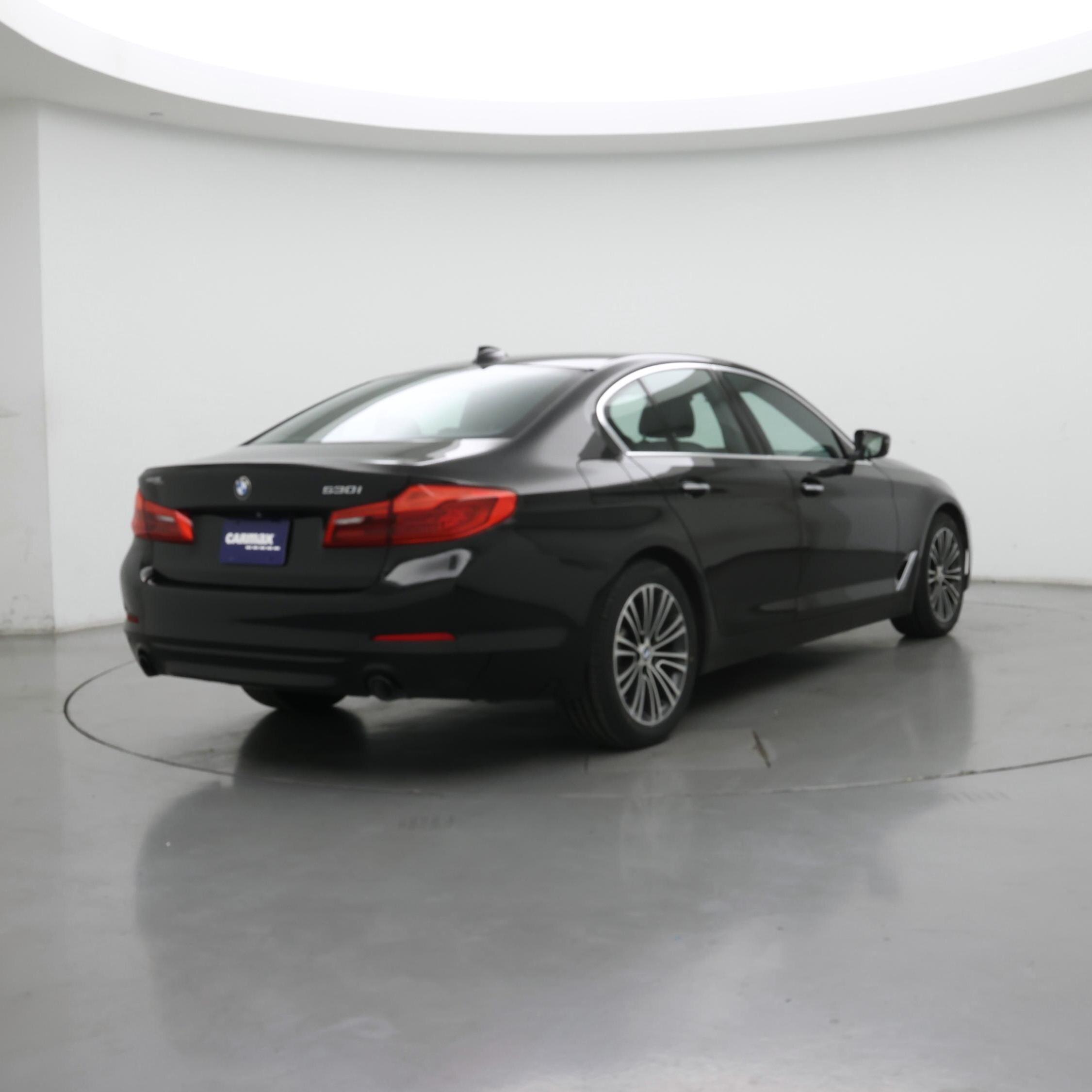 Thumbnail: 2018 BMW 5 Series - 8