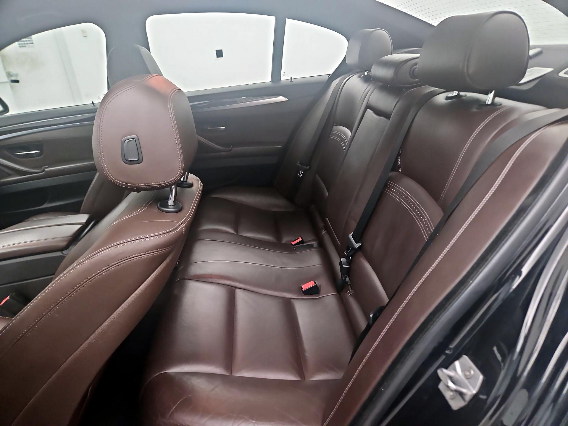 Thumbnail: 2016 BMW 5 Series - 18