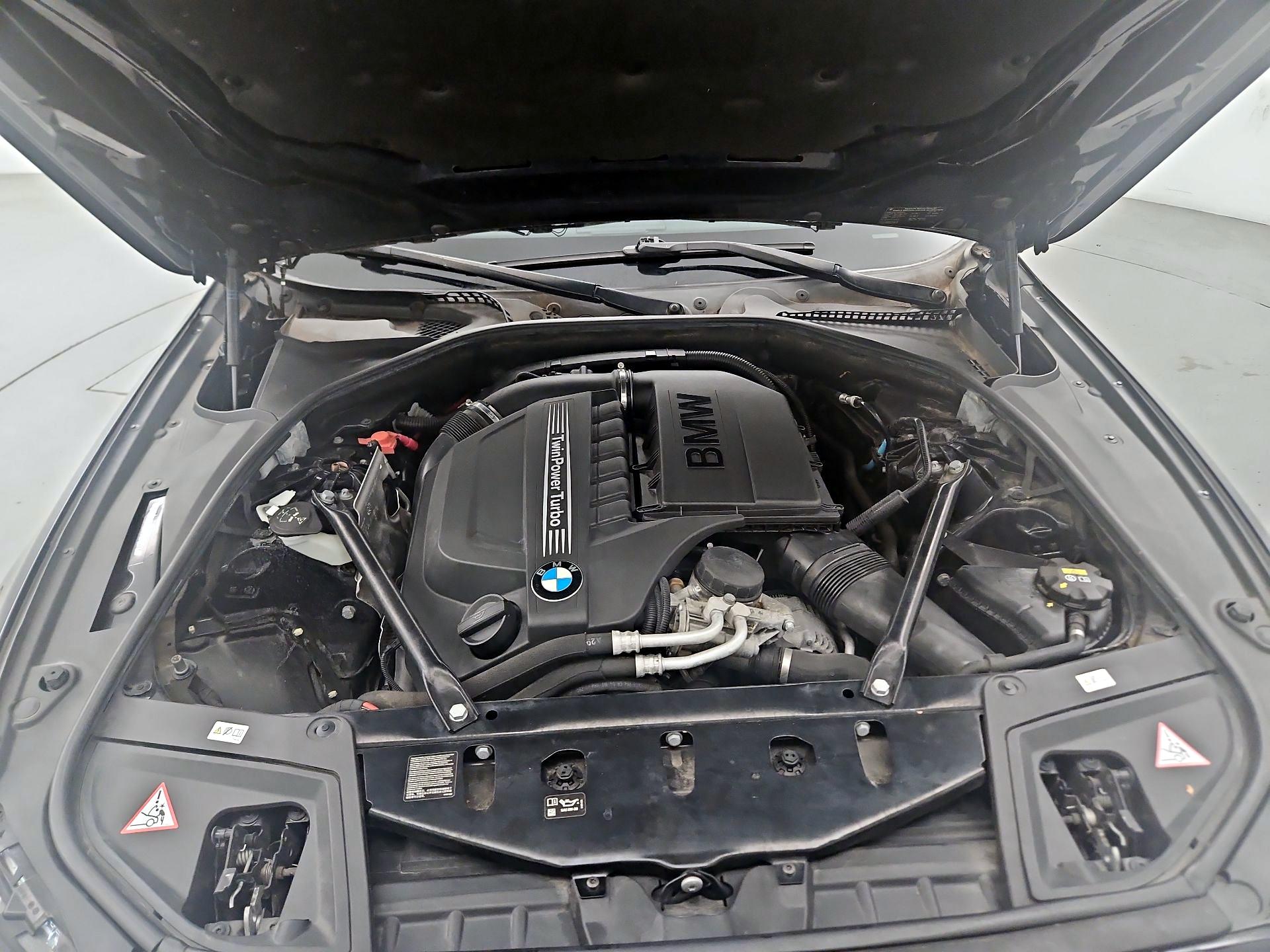 Thumbnail: 2016 BMW 5 Series - 20