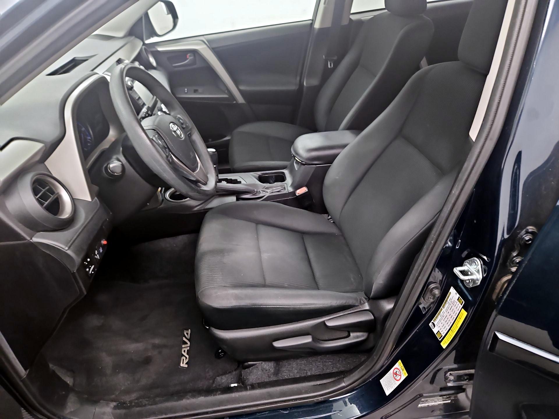 Thumbnail: 2017 Toyota RAV4 - 11