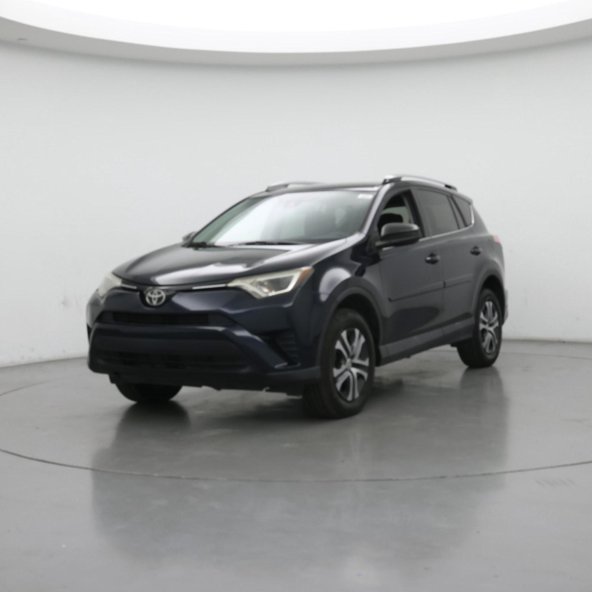 Thumbnail: 2017 Toyota RAV4 - 4