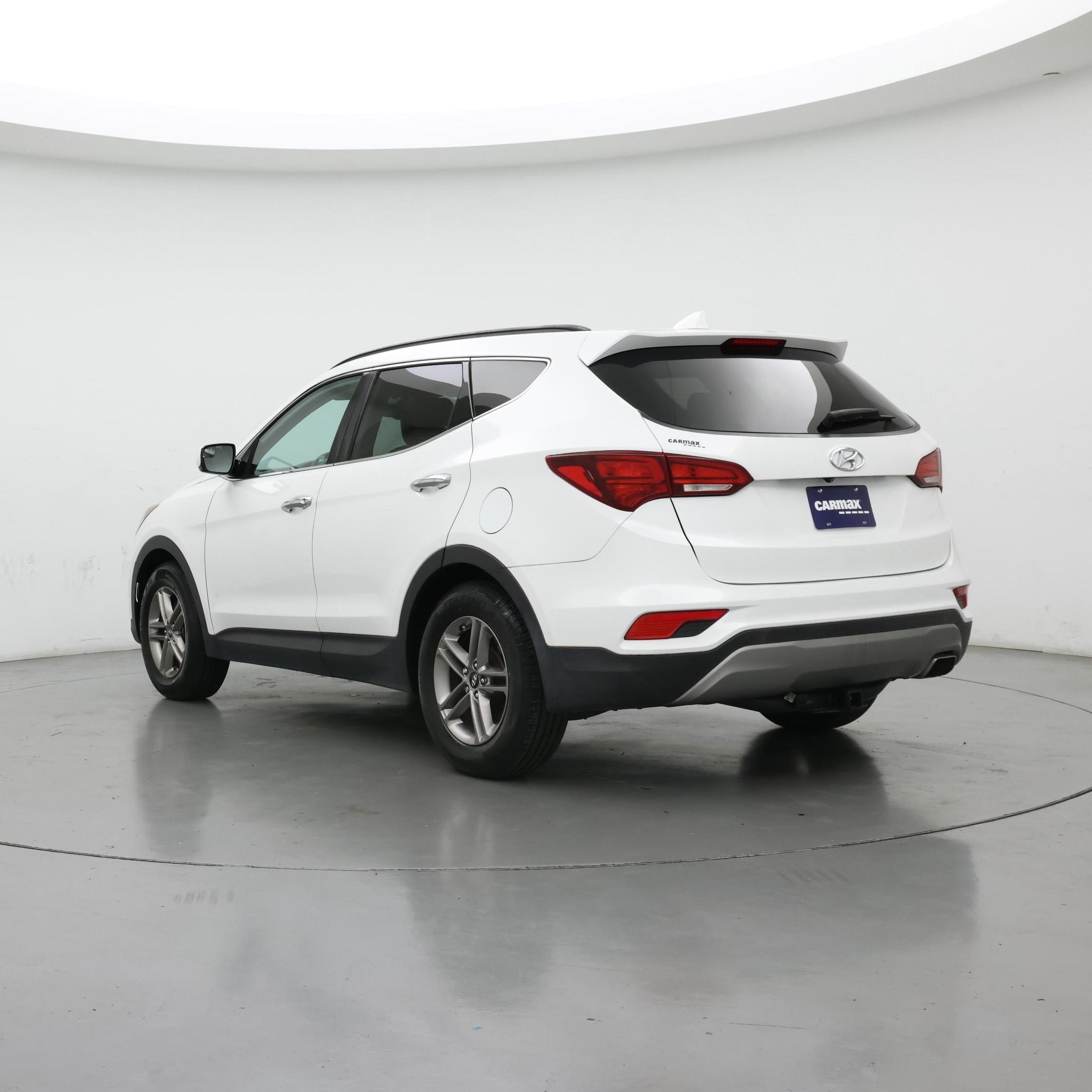 Thumbnail: 2017 Hyundai Santa Fe - 2