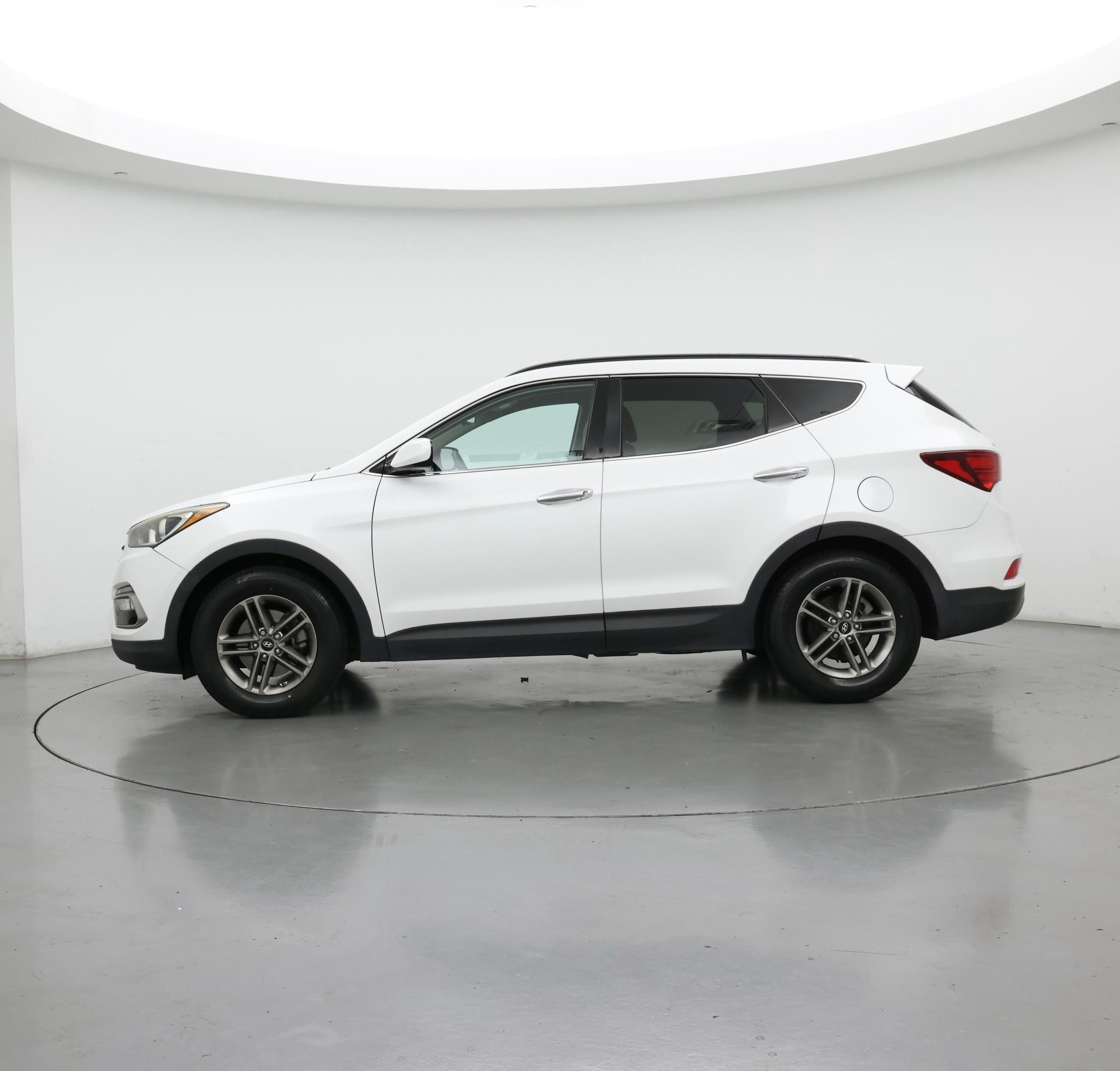 Thumbnail: 2017 Hyundai Santa Fe - 3