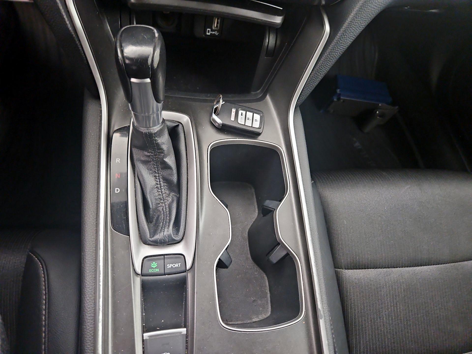 Thumbnail: 2019 Honda Accord - 15