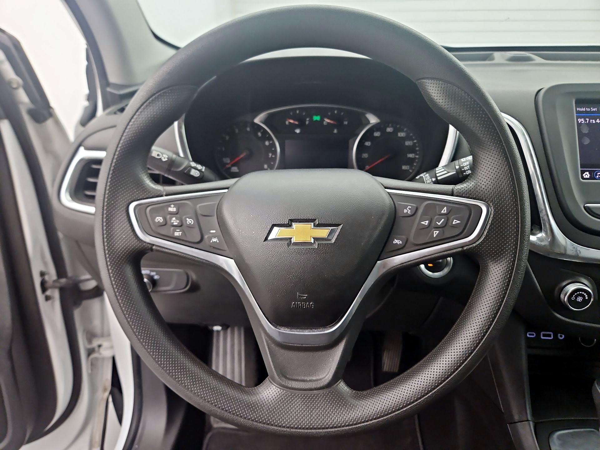 Thumbnail: 2020 Chevrolet Equinox - 10